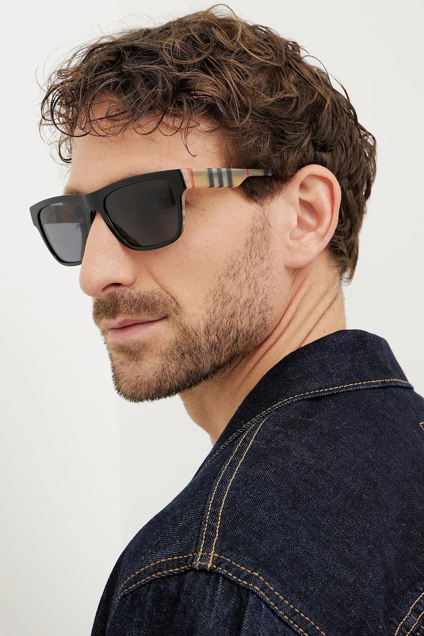 Солнцезащитные очки