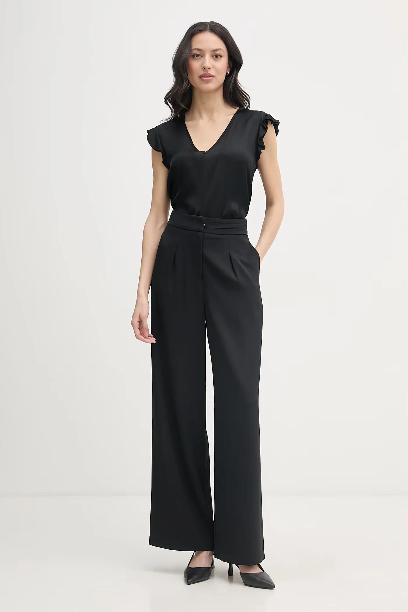 Женская вискозная блузка с рюшами - фото 2