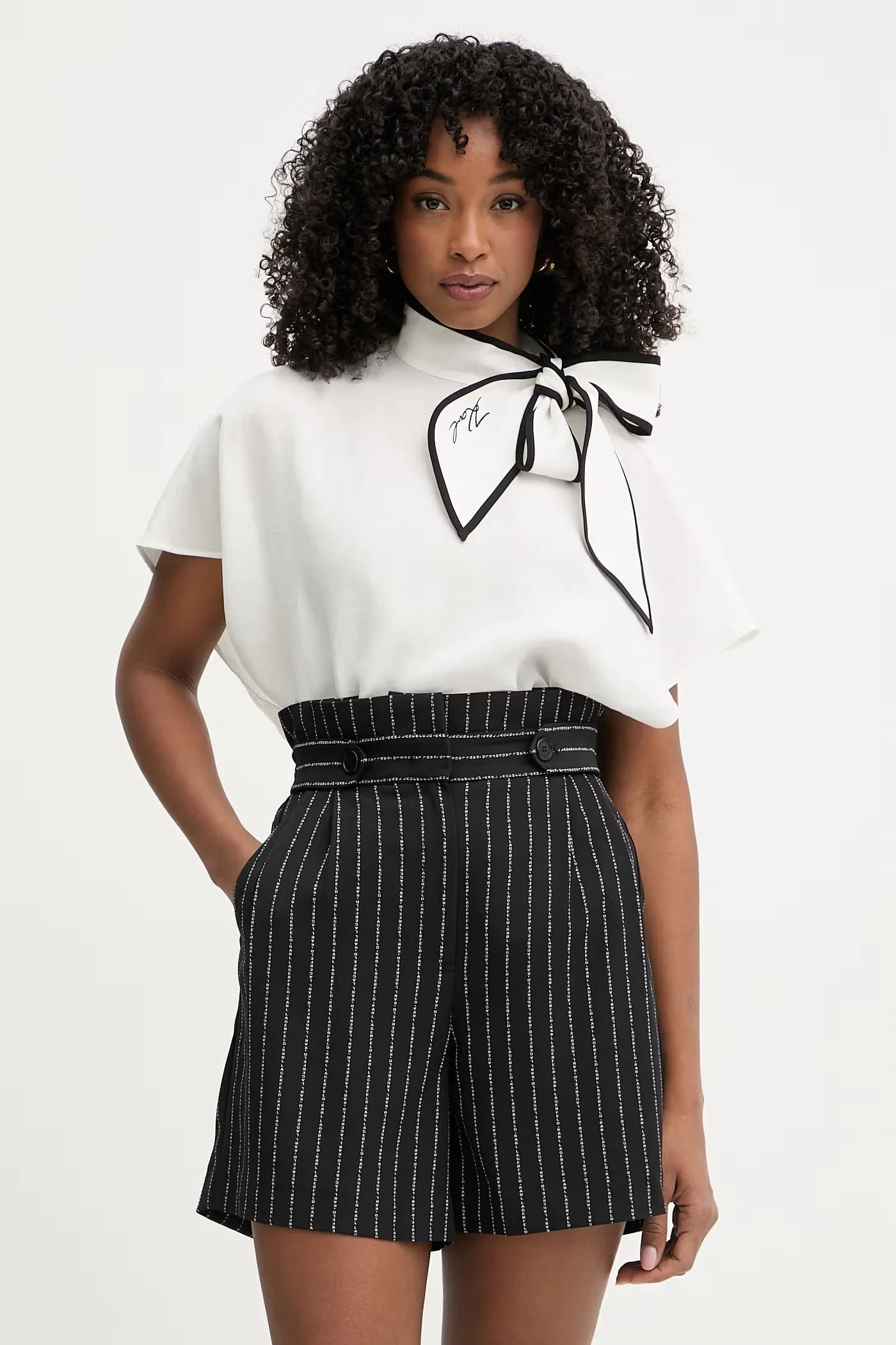 Женская блузка из льна