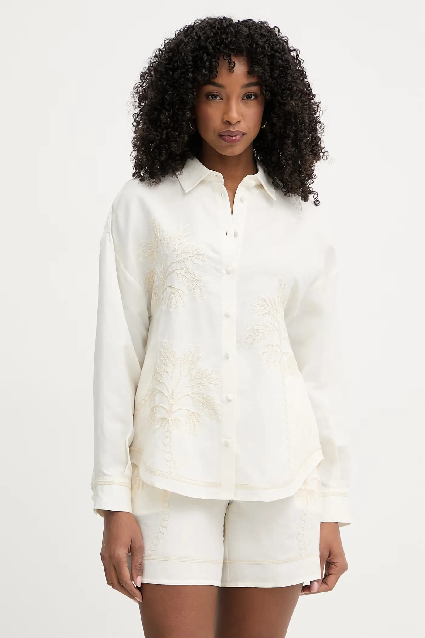 Женская льняная рубашка