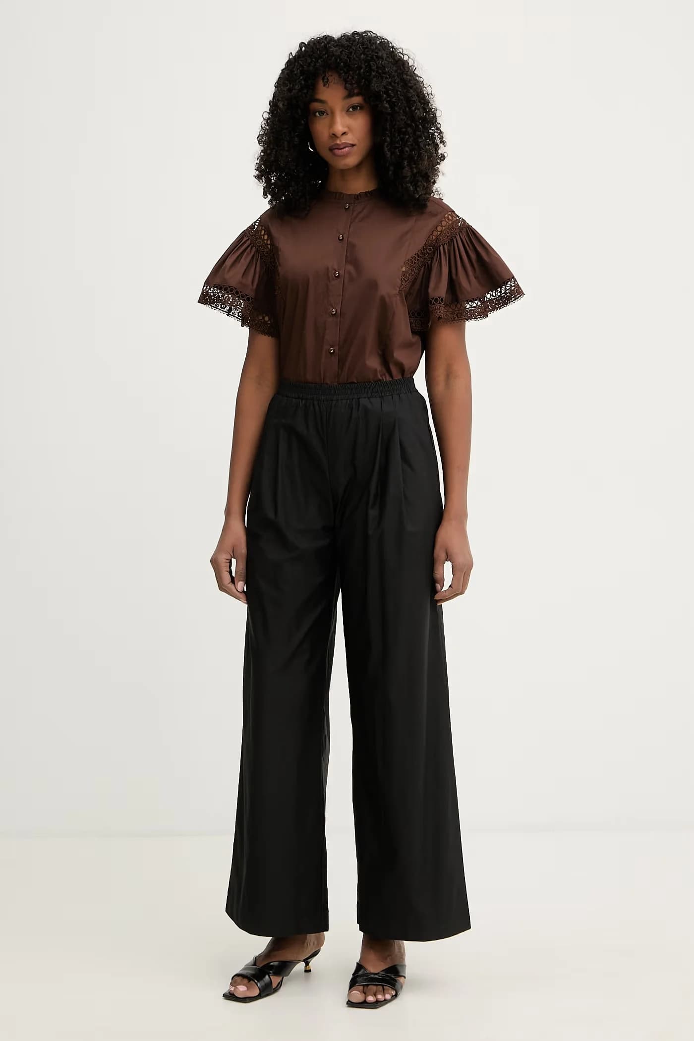 Женская хлопковая блузка с рюшами - фото 2