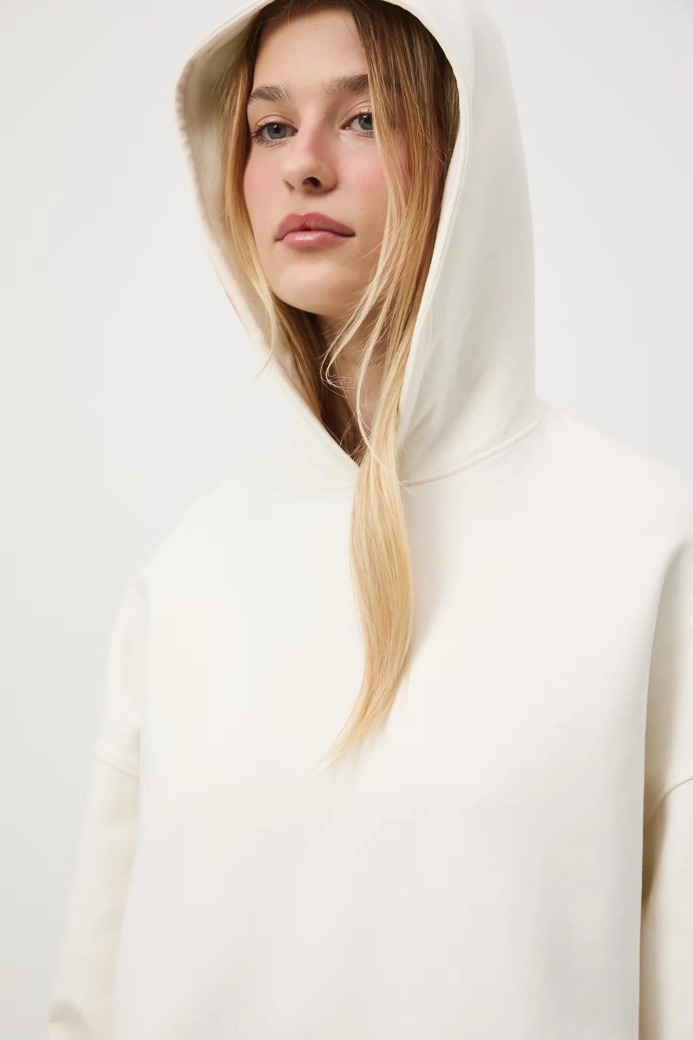 Женская толстовка с капюшоном - фото 7