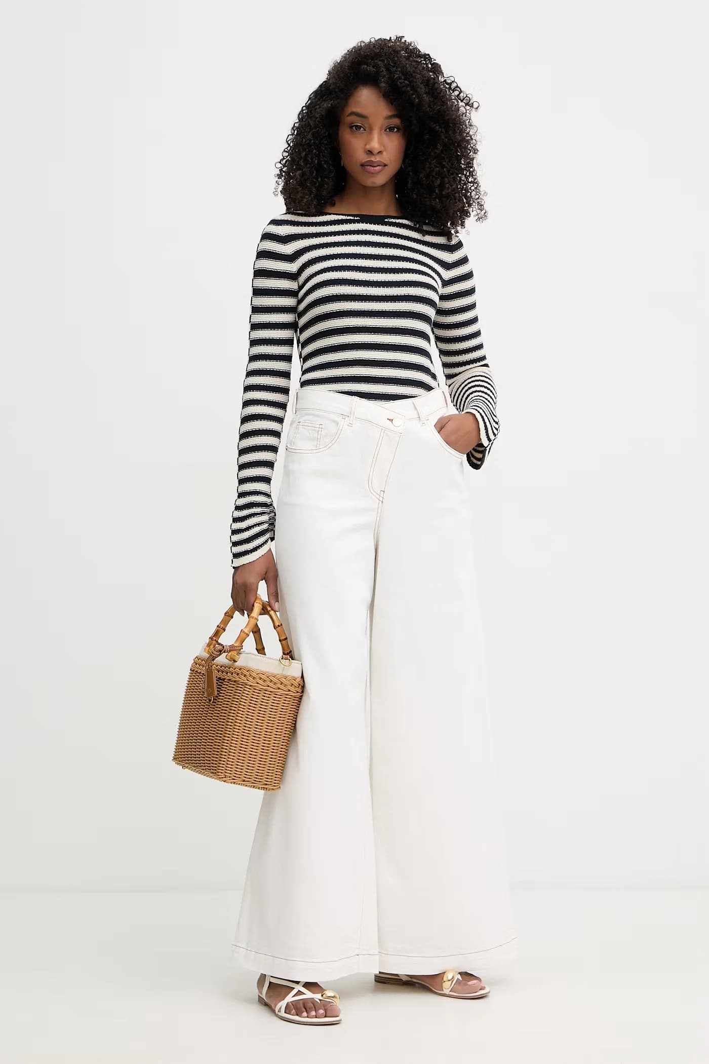 Женские широкие джинсы - фото 2