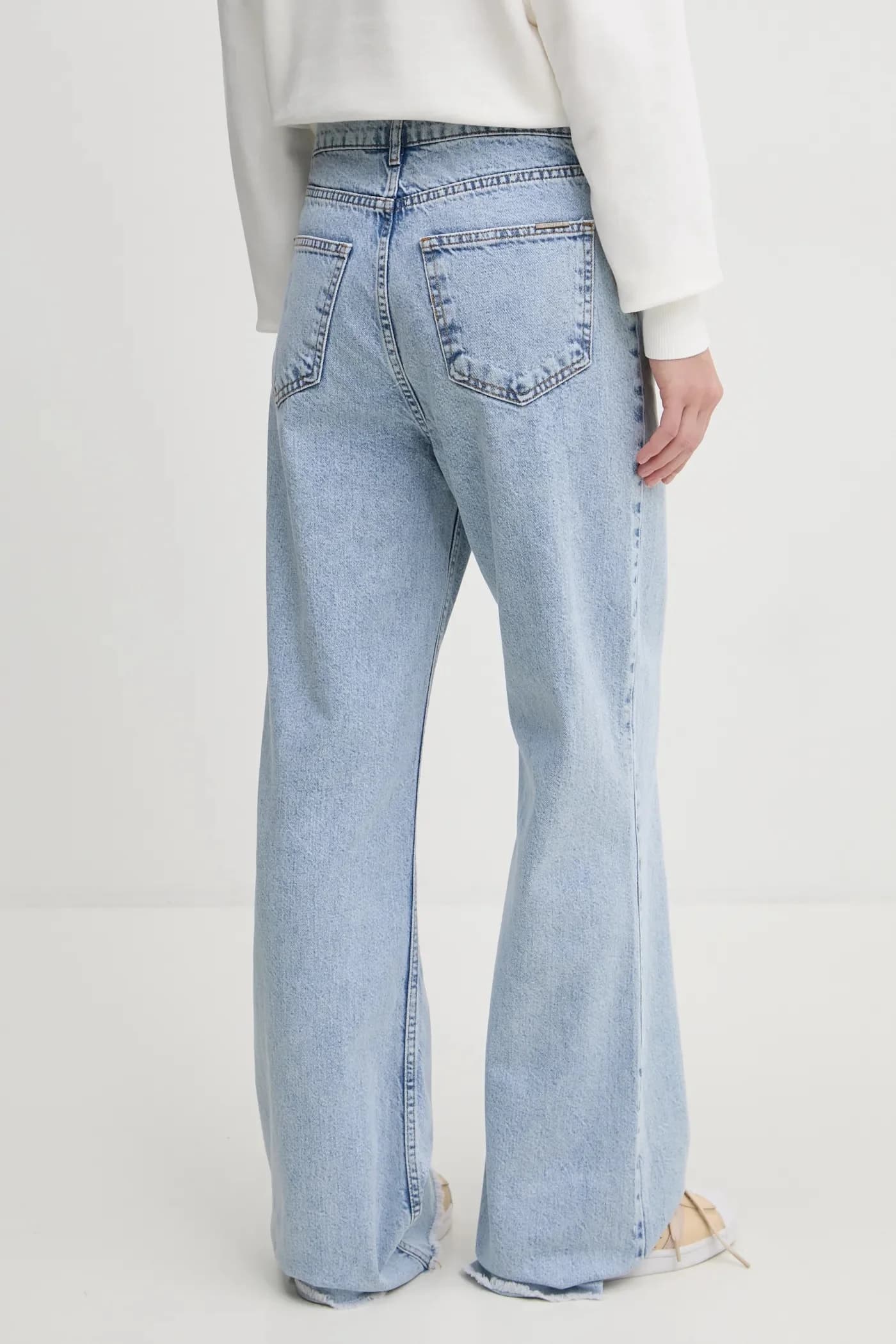 Джинсы - фото 3