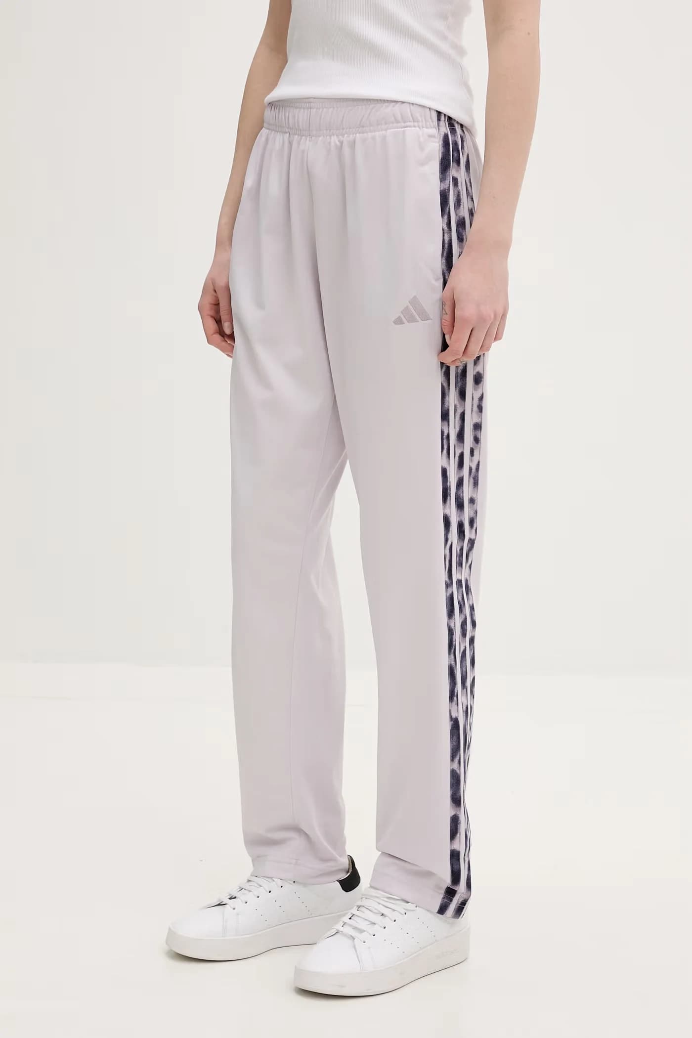 Комплект женского спортивного костюма «3 полоски» - фото 3