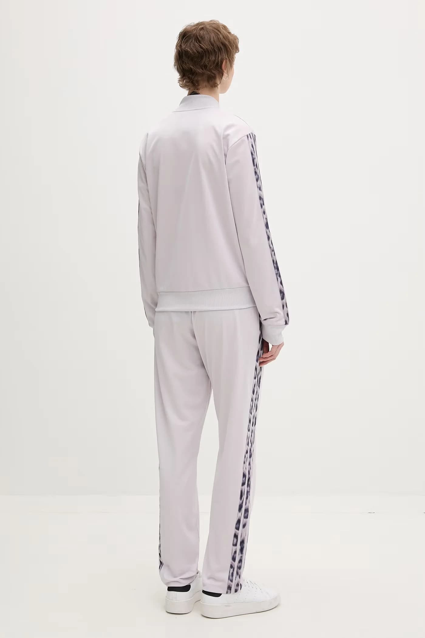 Комплект женского спортивного костюма «3 полоски» - фото 4