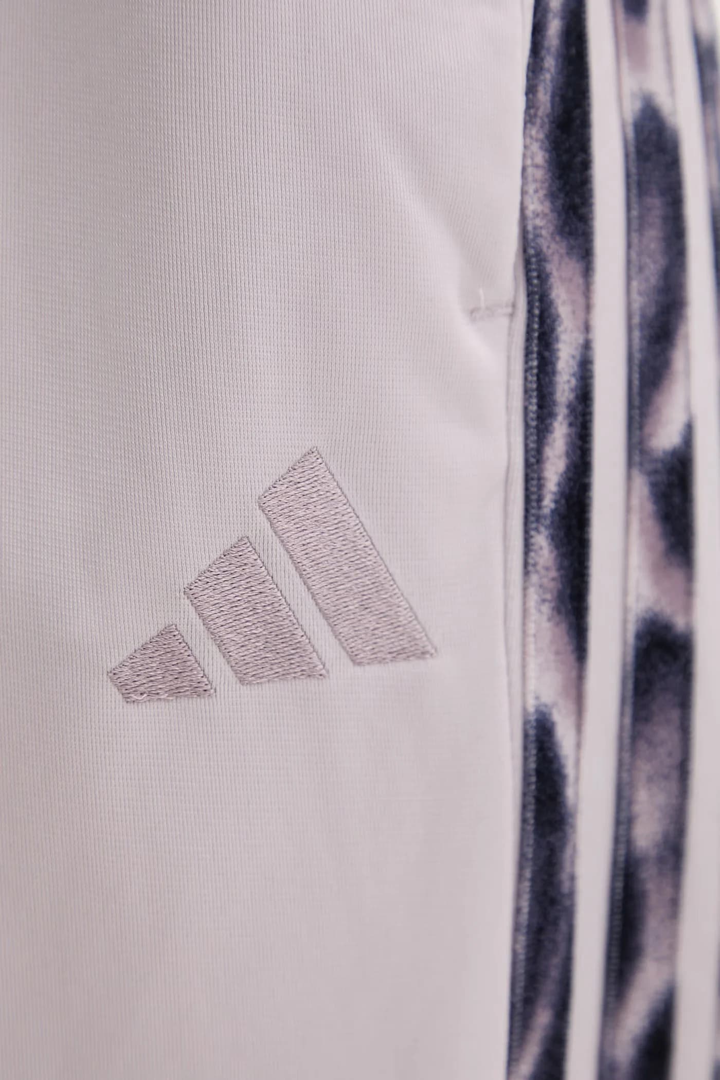 Комплект женского спортивного костюма «3 полоски» - фото 8