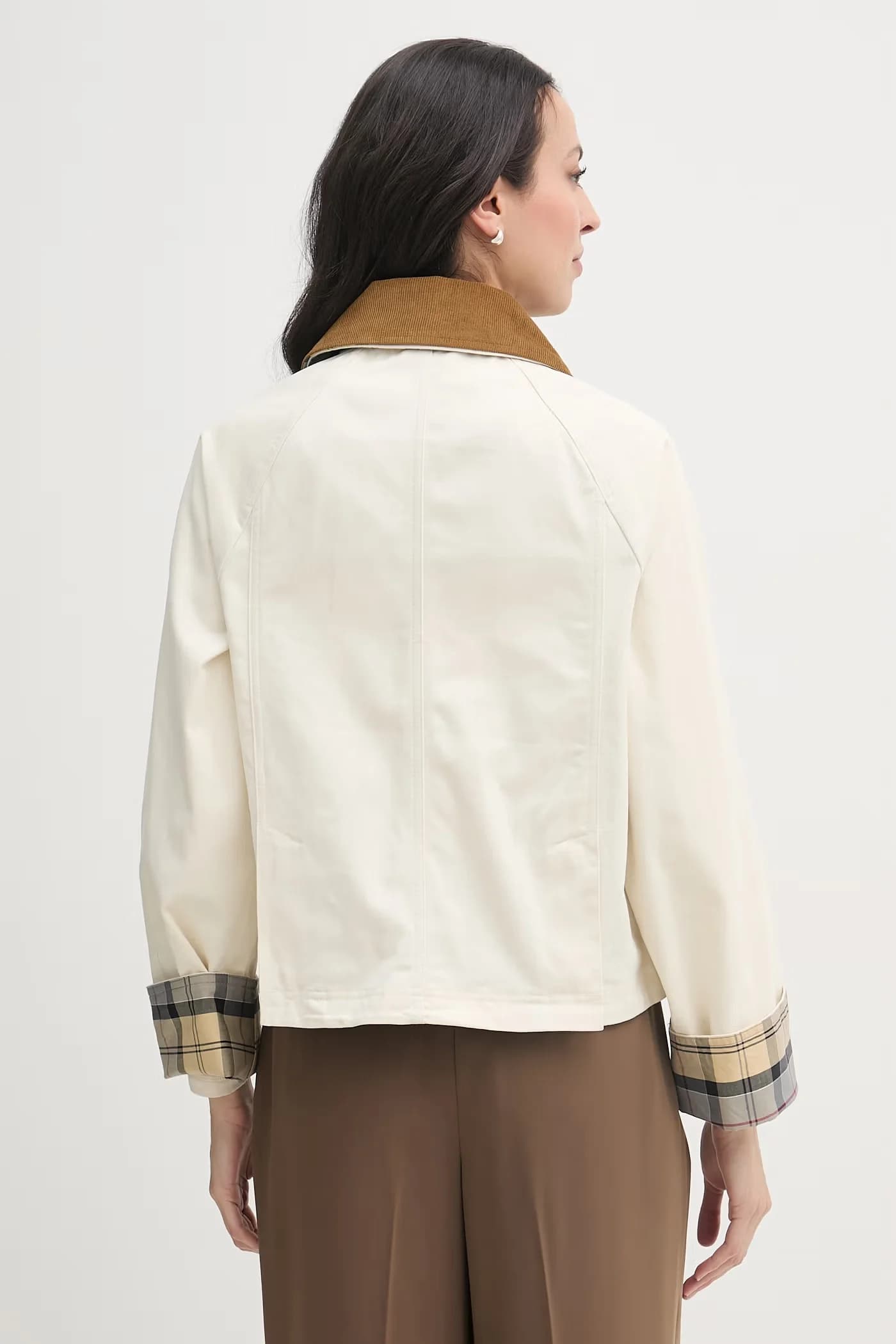 Женская короткая куртка из хлопка - фото 5