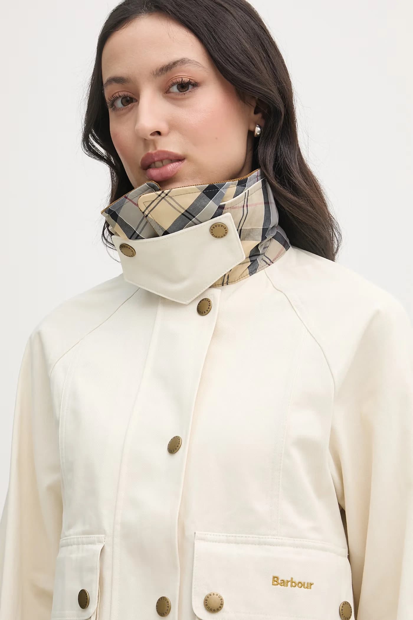 Женская короткая куртка из хлопка - фото 7