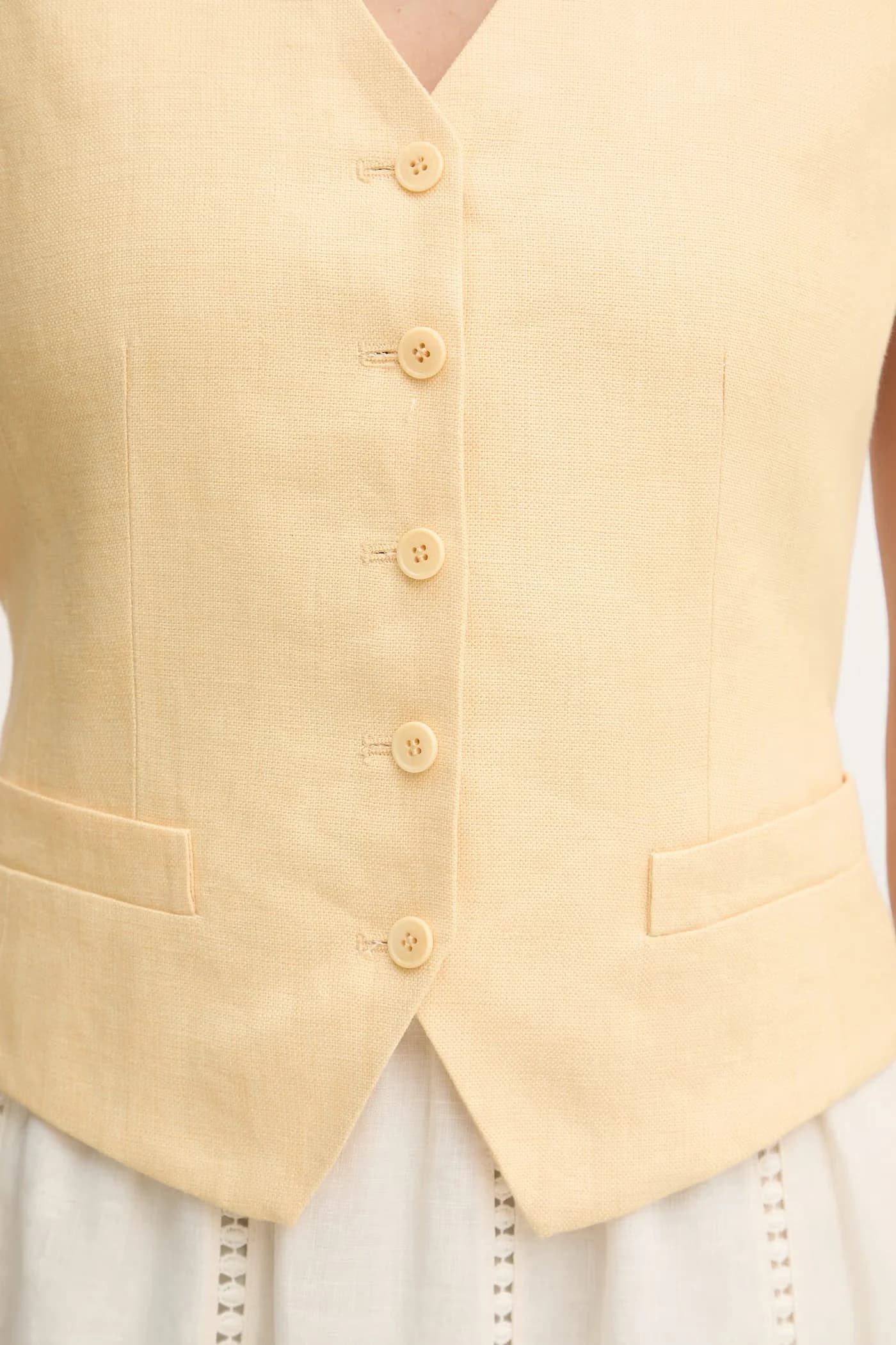 Женский однобортный льняной жилет PACE - фото 5