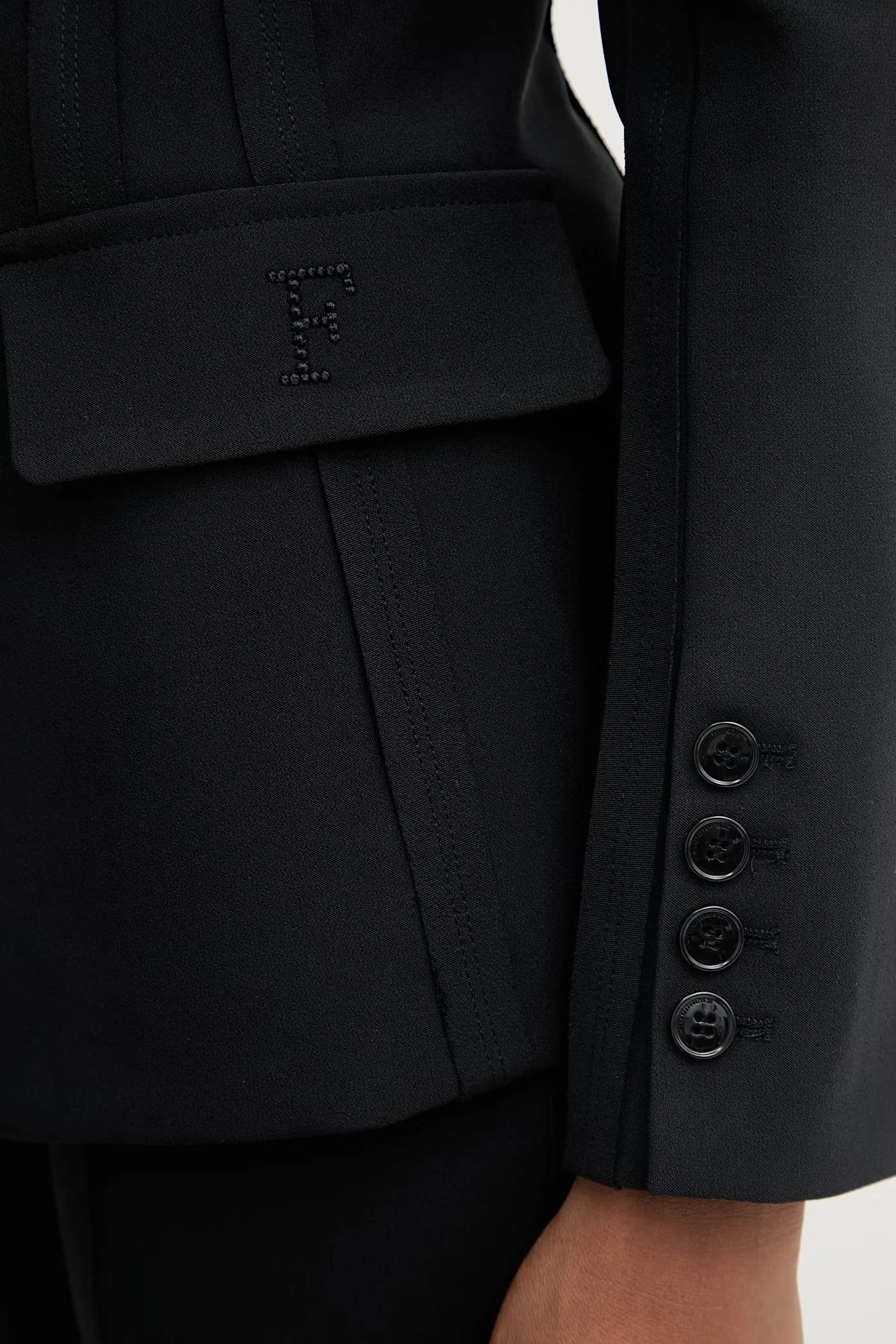 Женский однобортный пиджак - фото 9