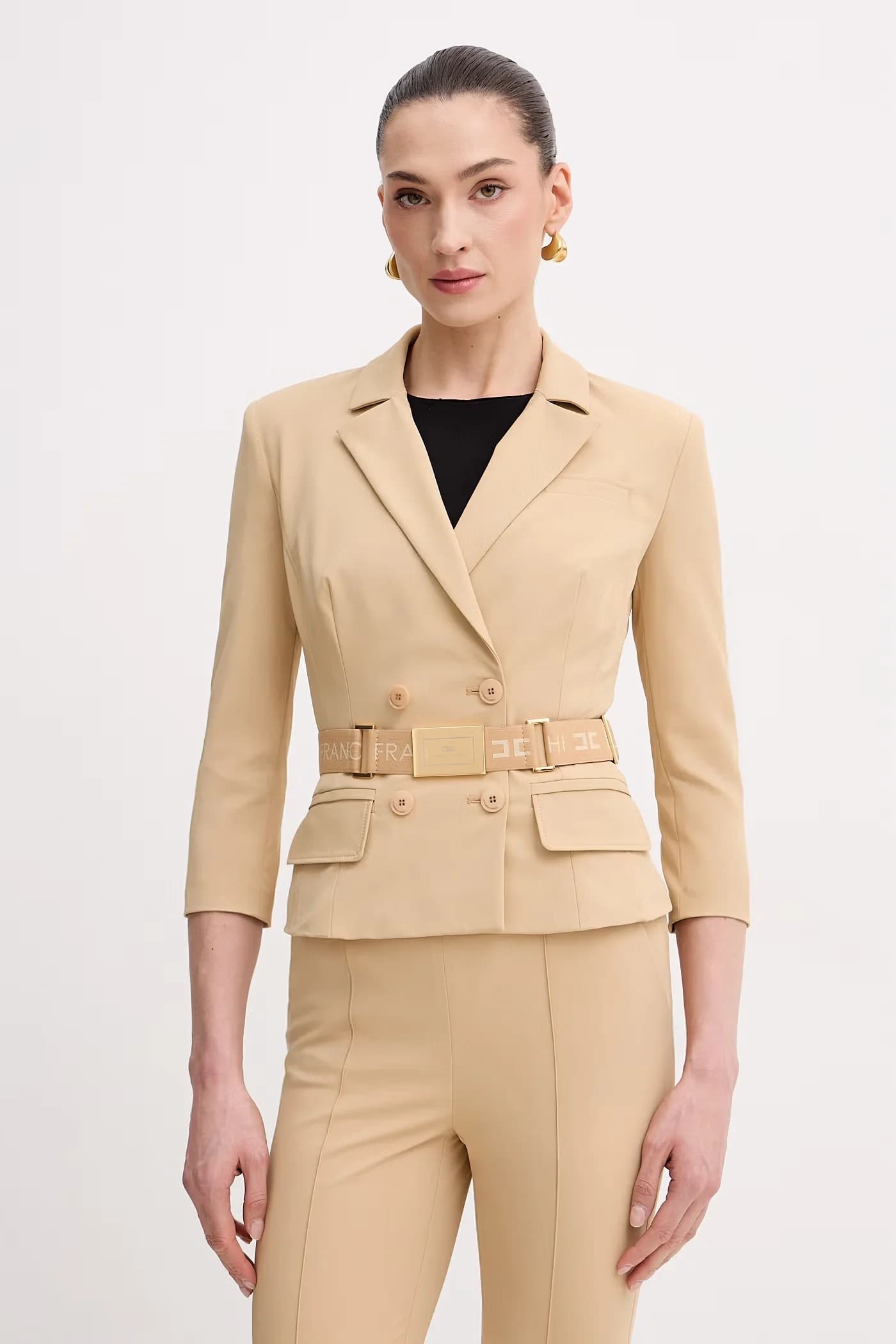 Женский двубортный пиджак