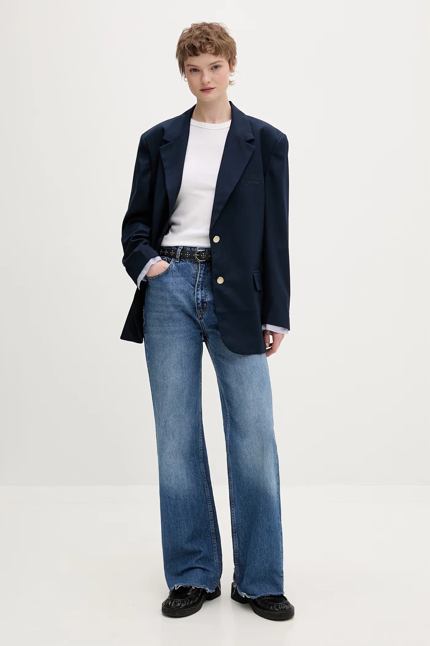 Женский однобортный пиджак - фото 3