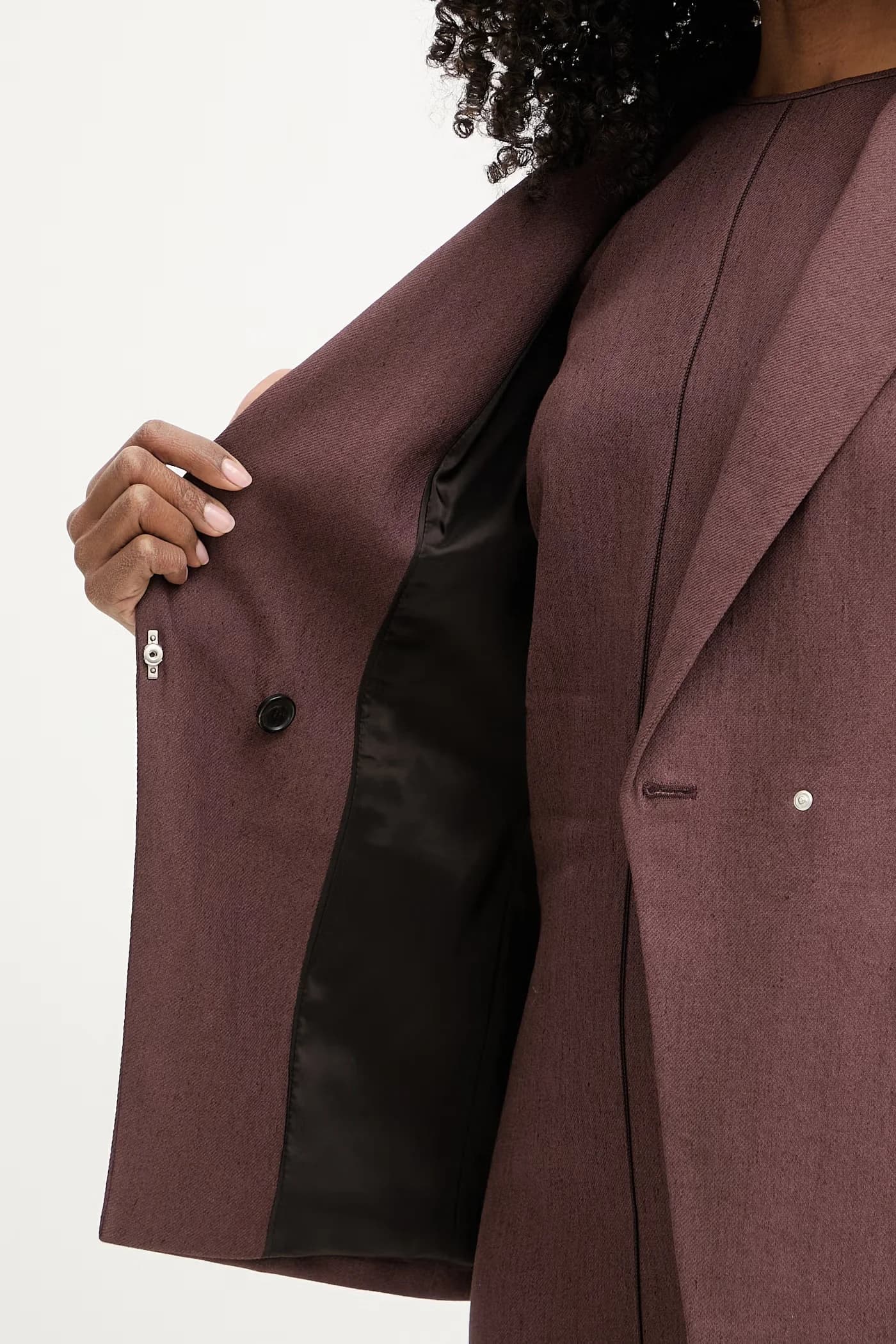 Женский двубортный пиджак с льном - фото 11