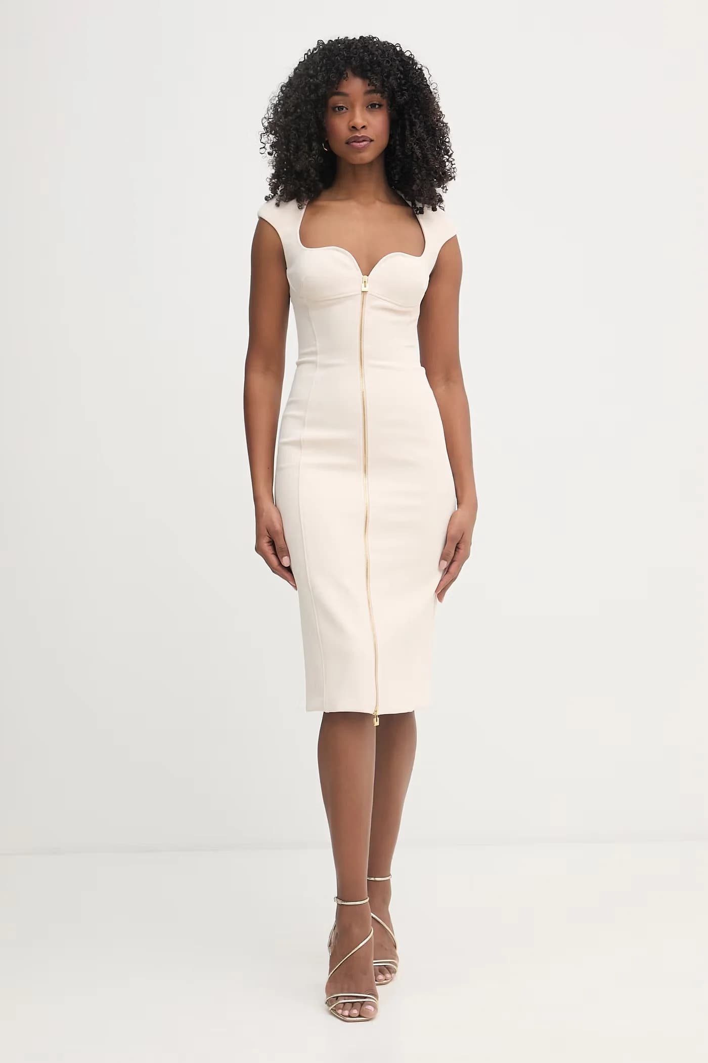 Маленькое черное платье