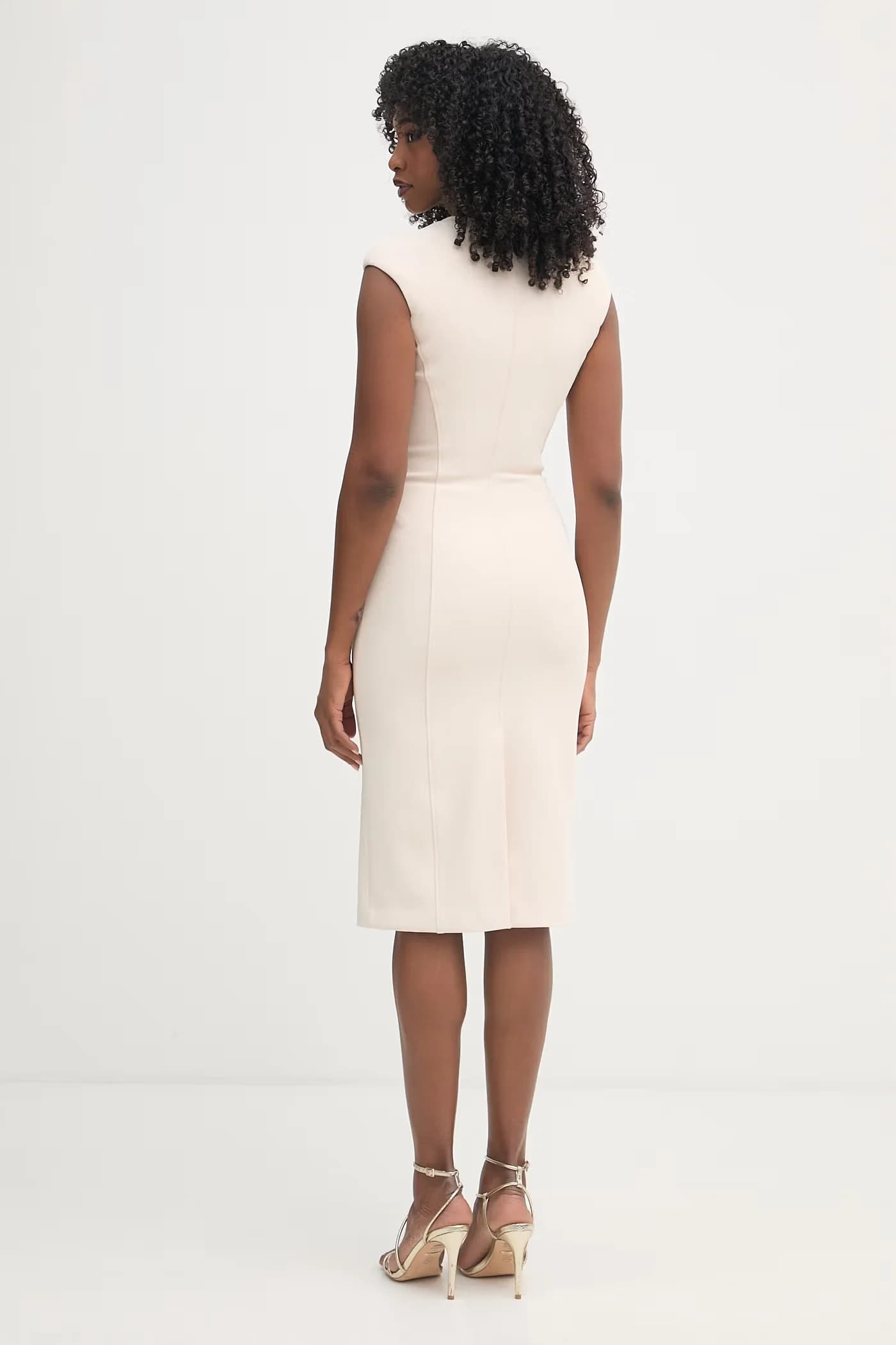 Маленькое черное платье - фото 5