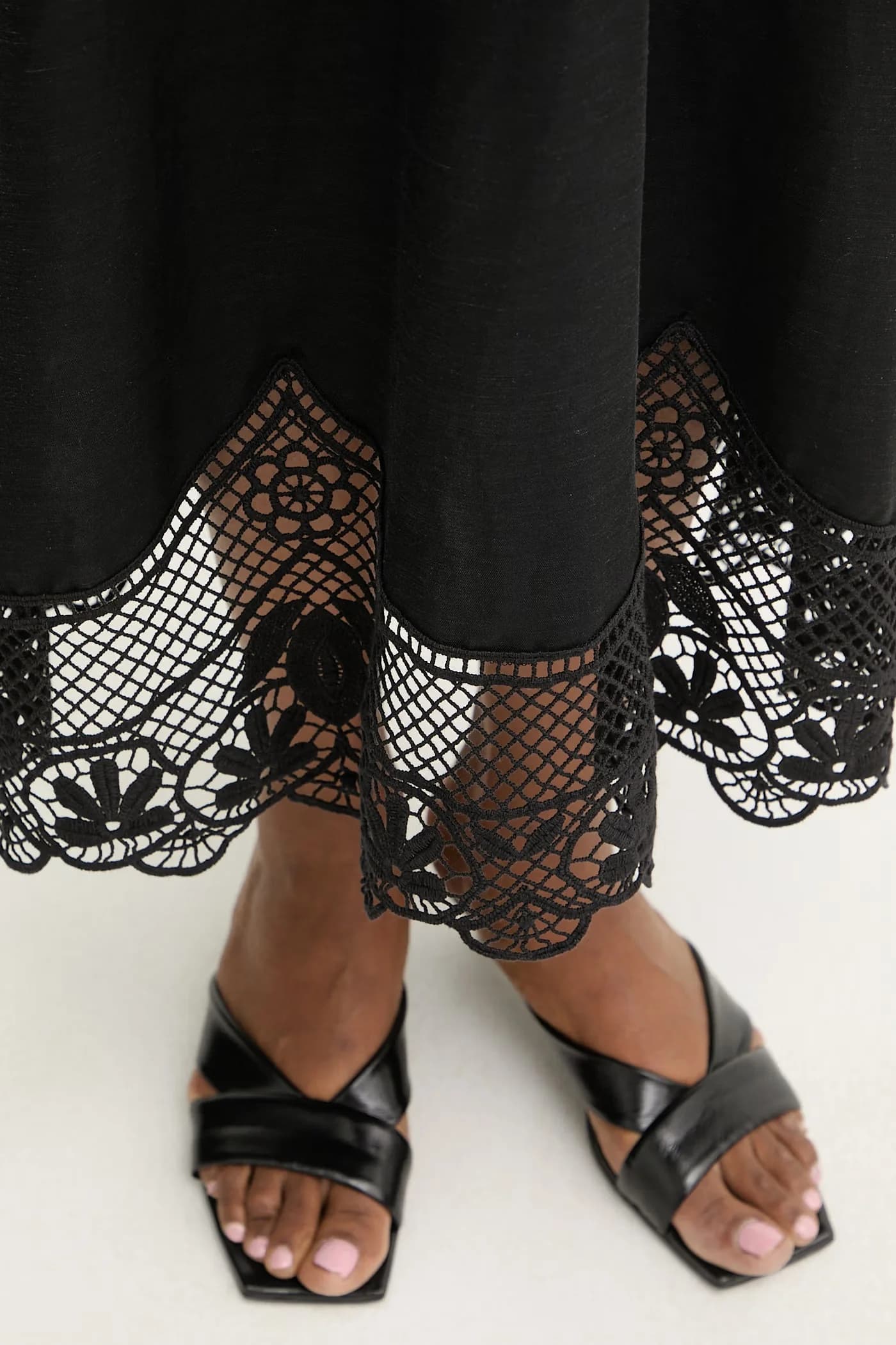 Расклешенное платье из вискозы. - фото 13