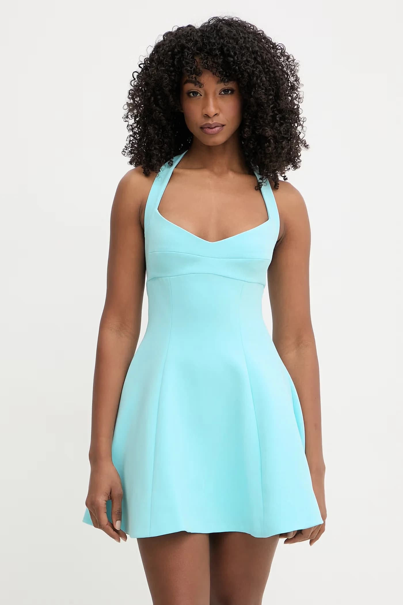 Расклешенное платье