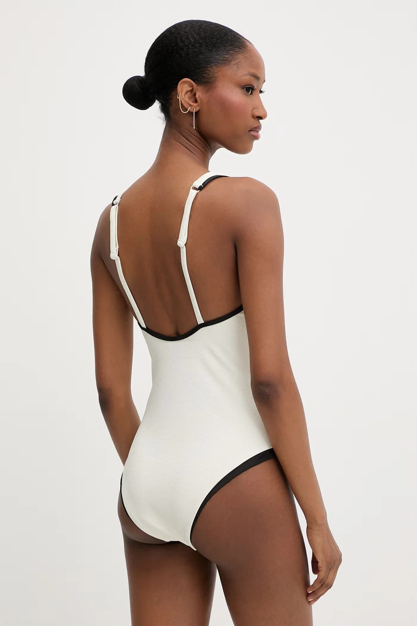 Женский цельный купальник - фото 2