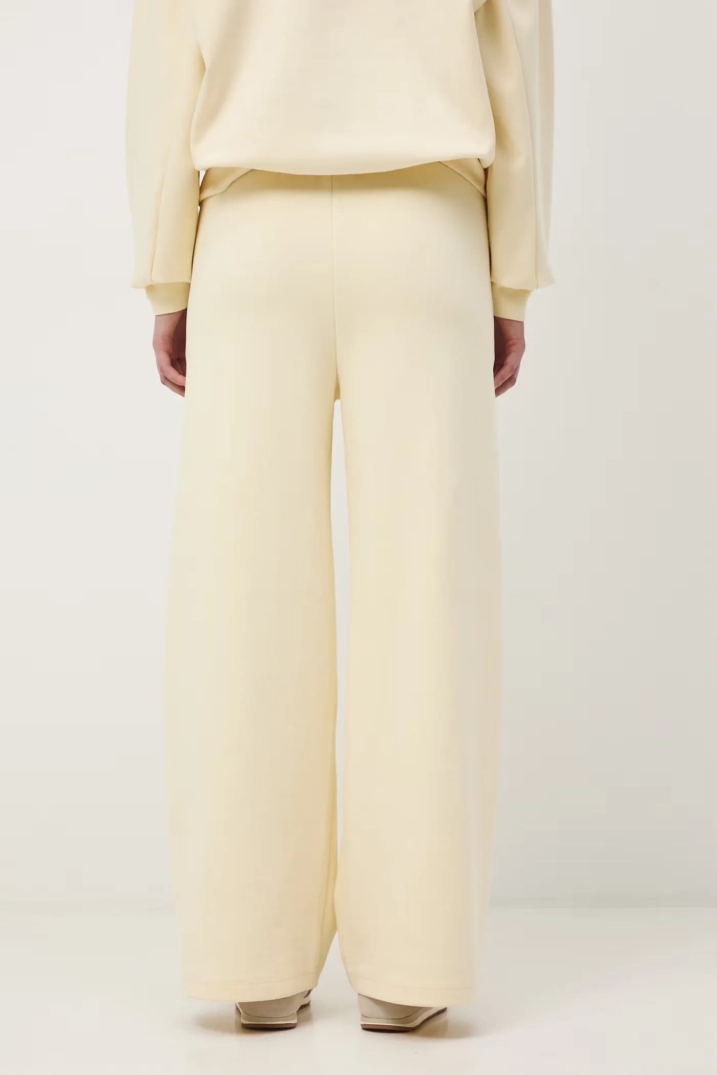 Женские спортивные штаны - фото 3