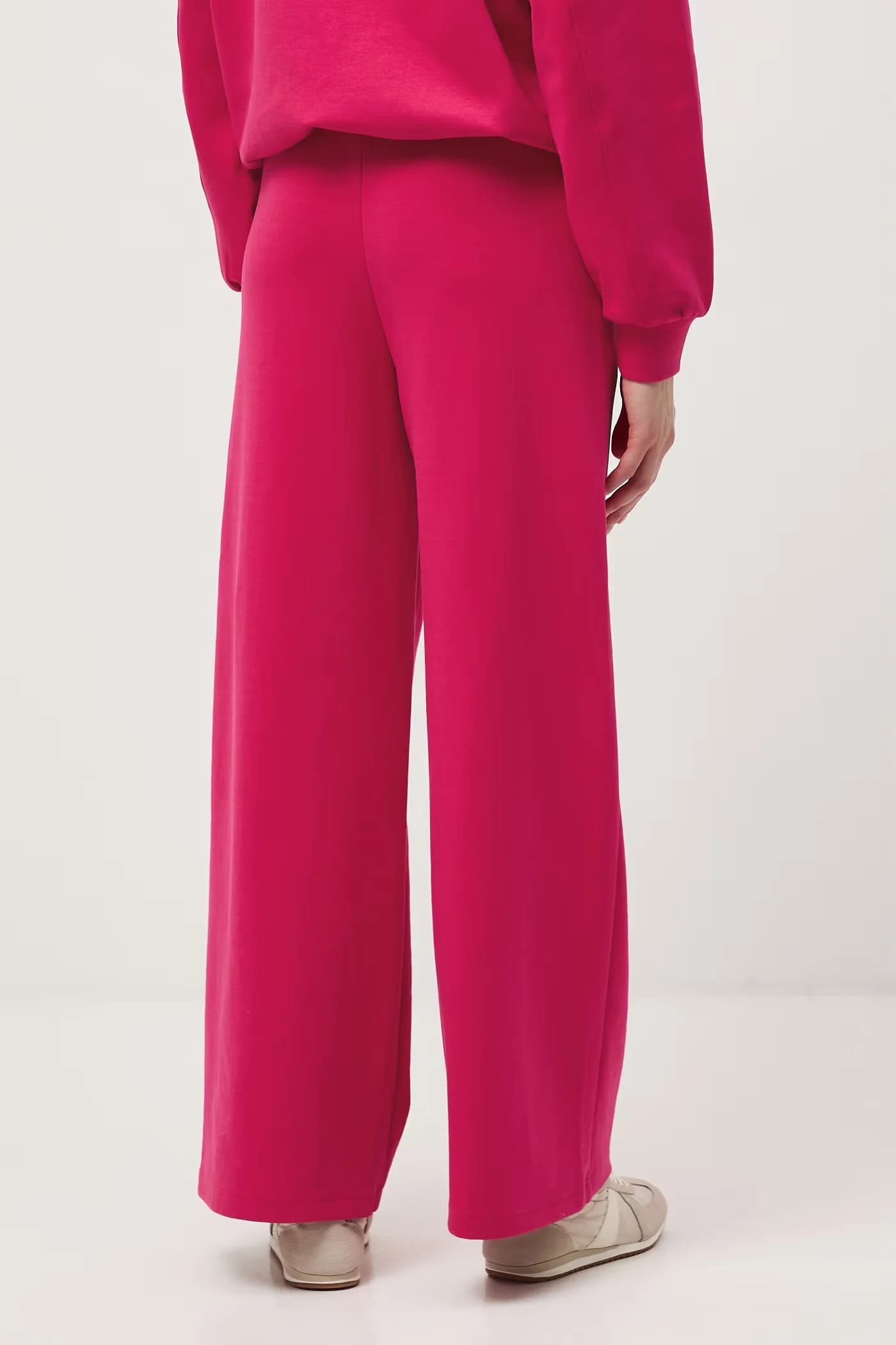 Женские спортивные штаны - фото 3