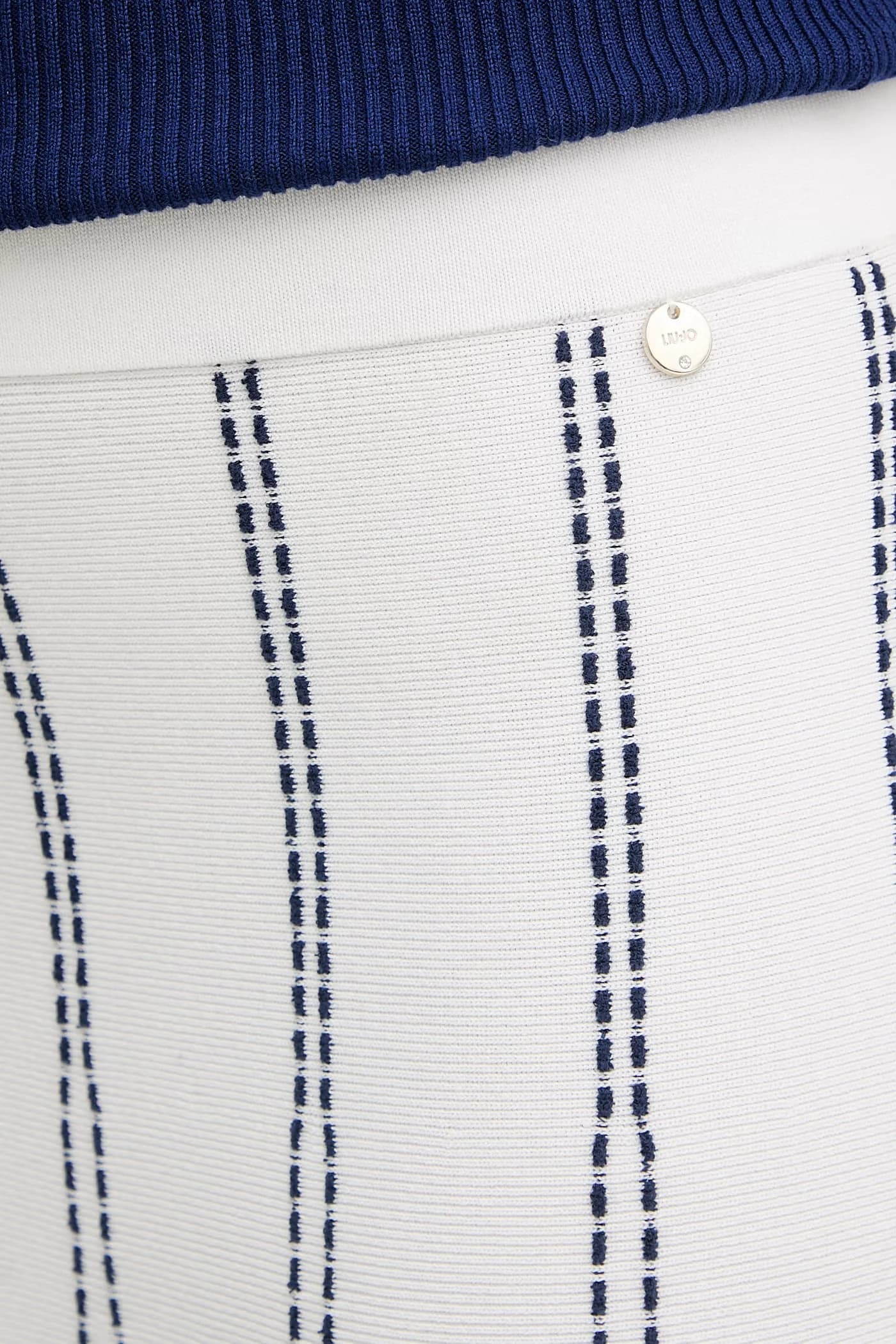 Юбка из вискозы - фото 4