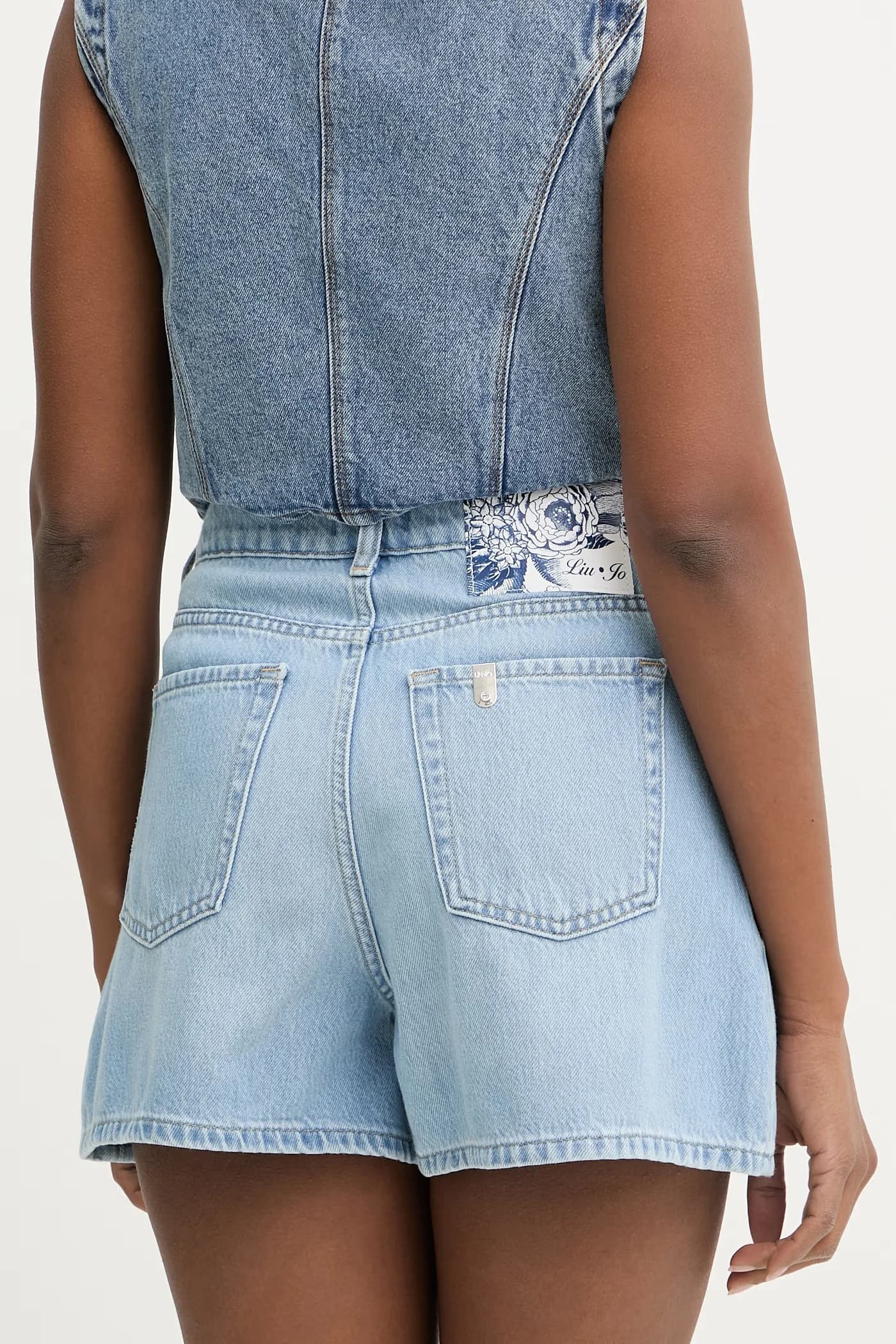 Женские джинсовые шорты - фото 3