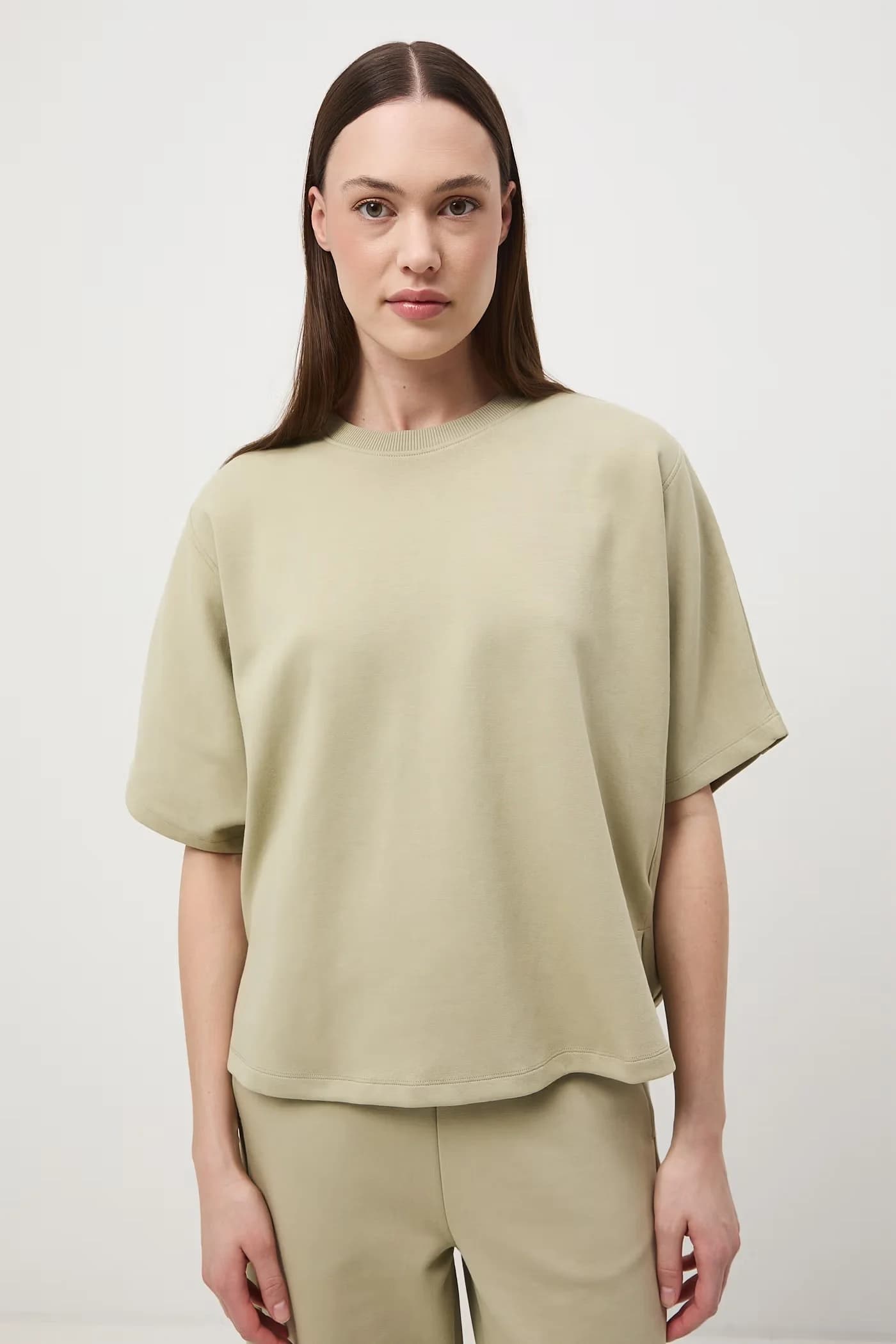 Женская футболка - фото 2