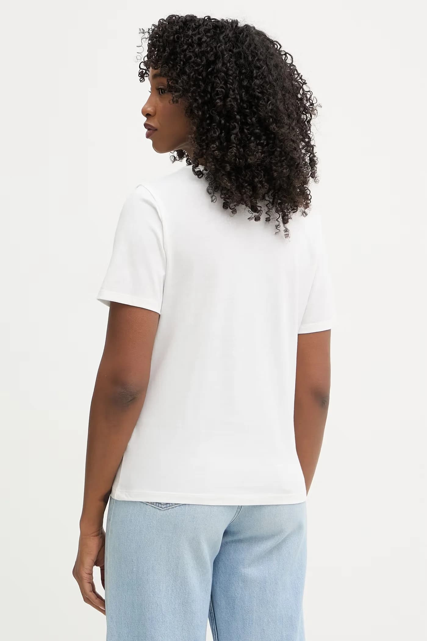 Женская футболка - фото 3