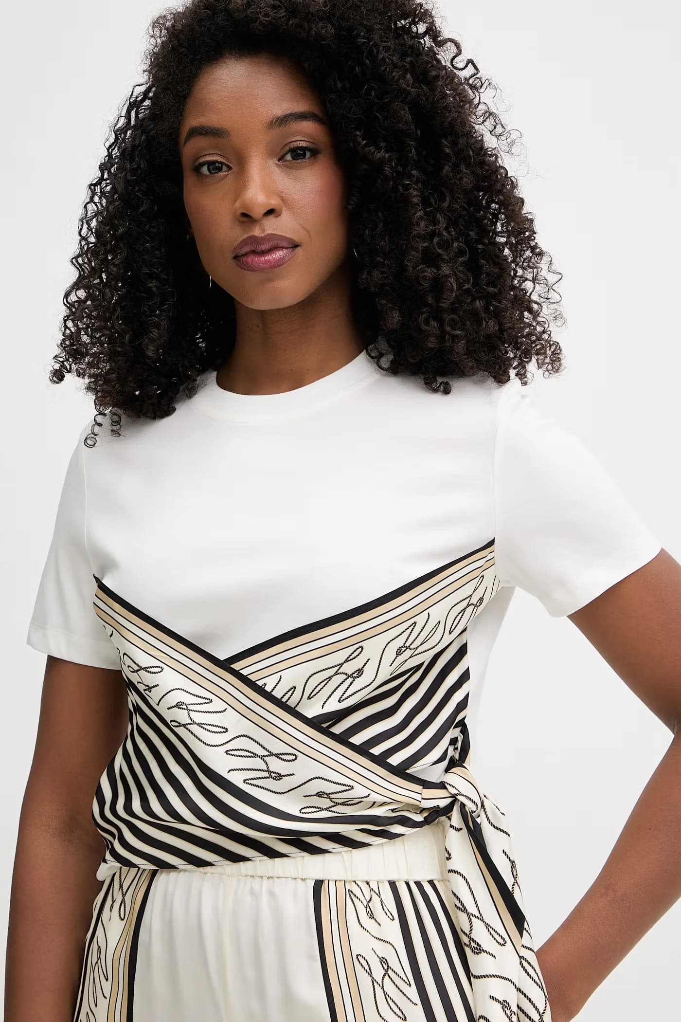 Женская хлопковая футболка - фото 9