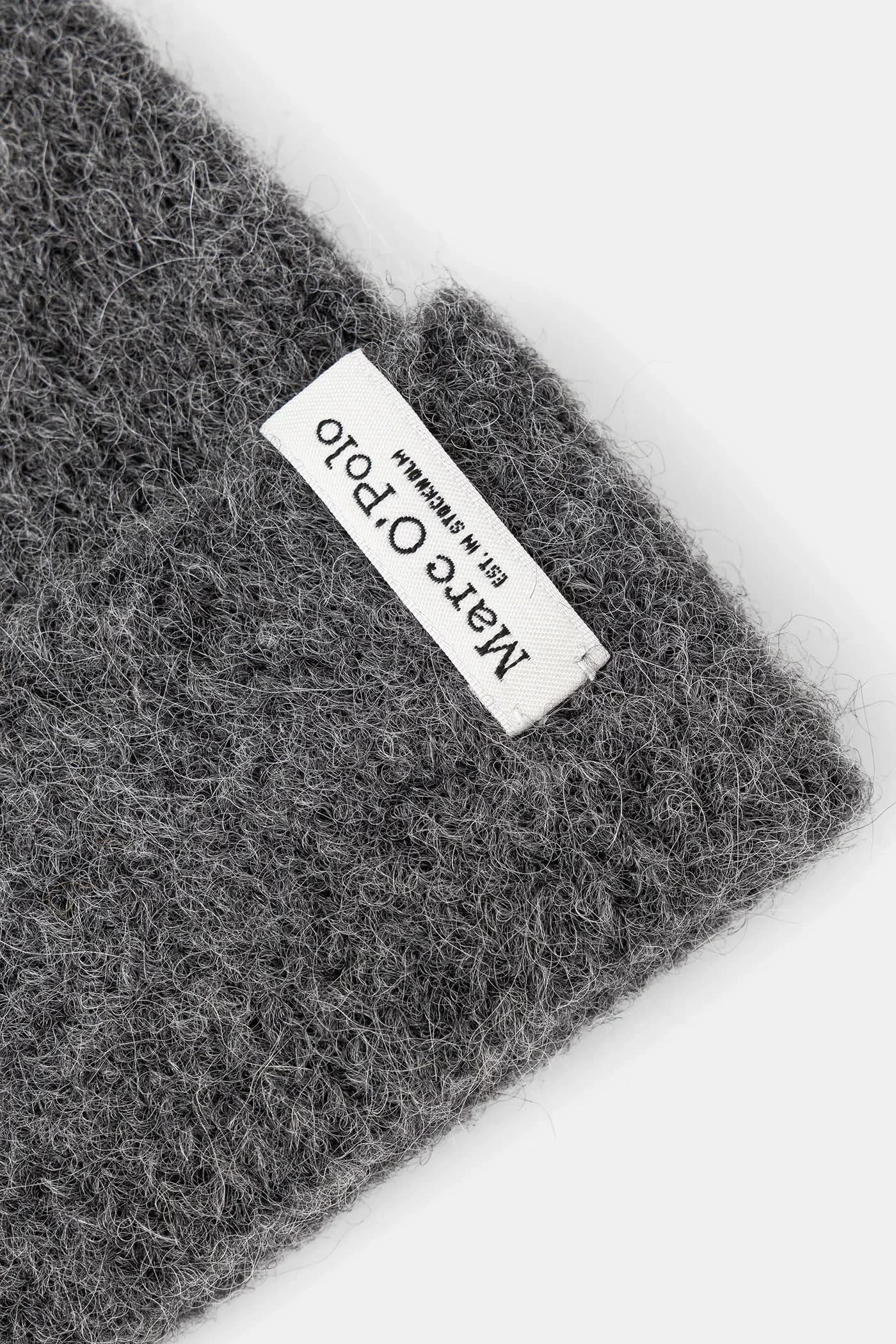 Шапка из смесовой шерсти - фото 5