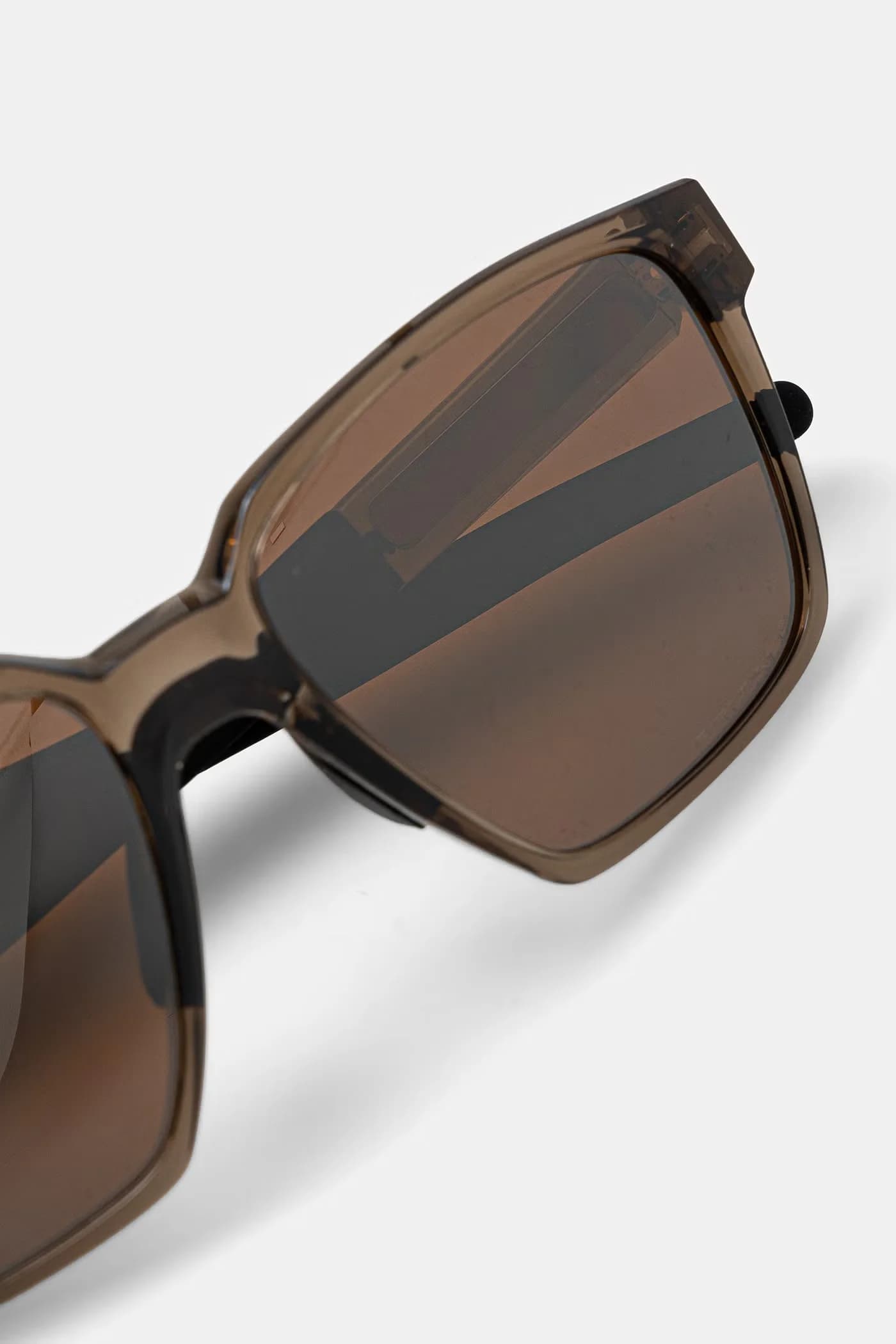 Солнцезащитные очки - фото 5