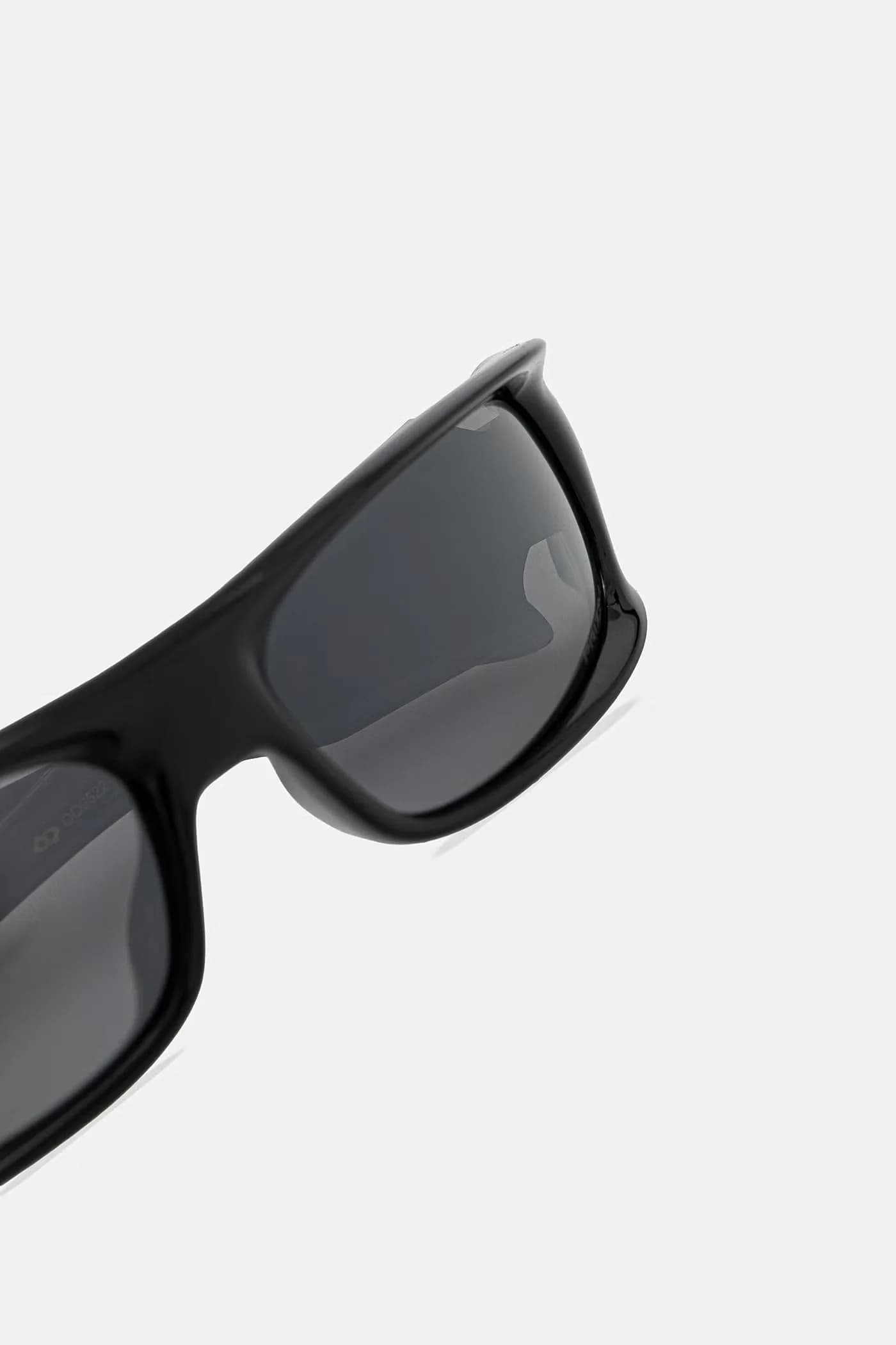 Солнцезащитные очки - фото 5