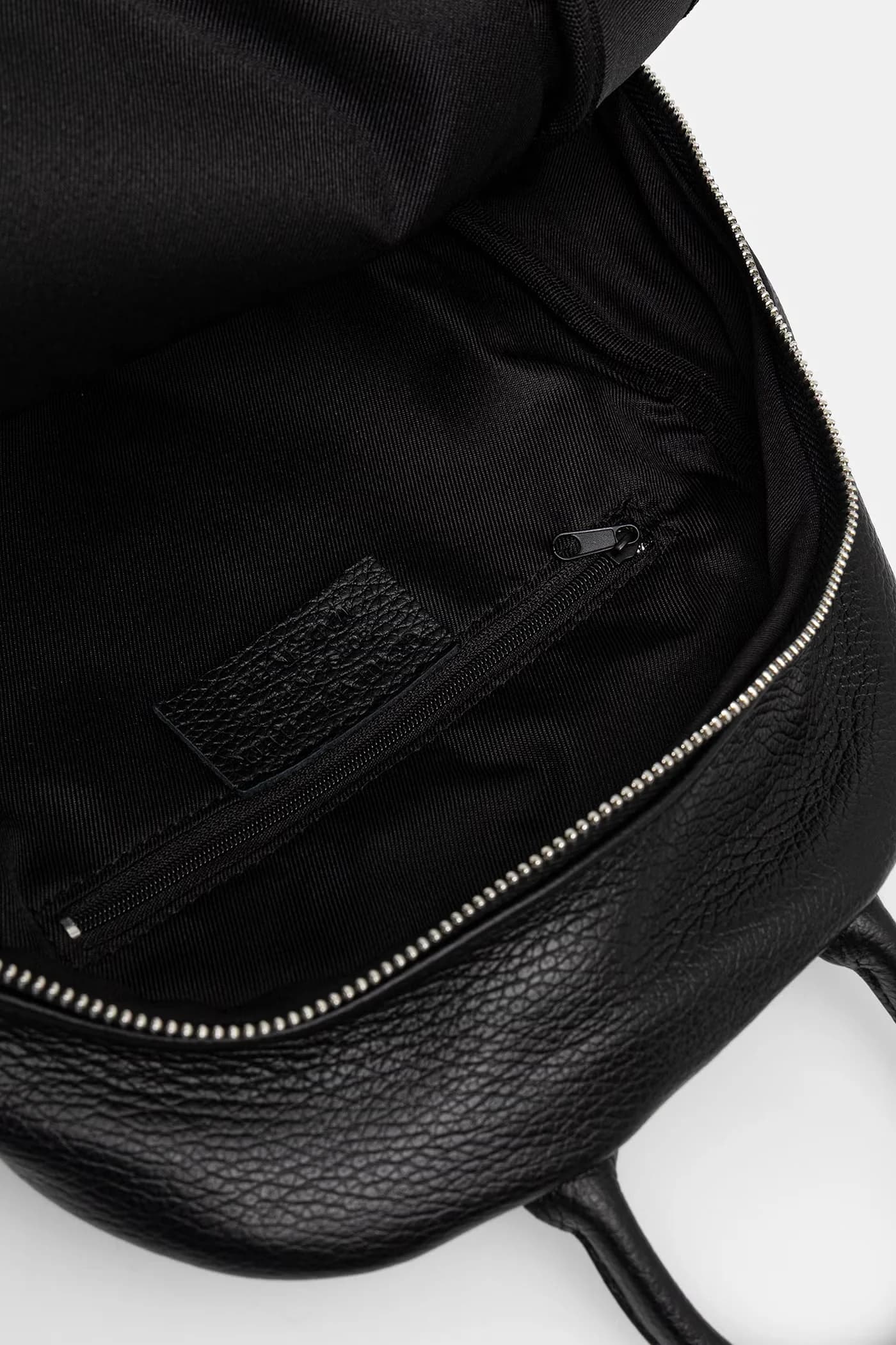 Женский кожаный рюкзак - фото 9