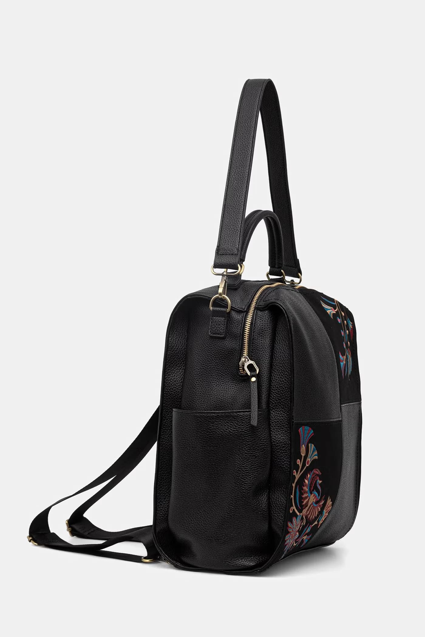 Женский рюкзак из искусственной кожи. - фото 3