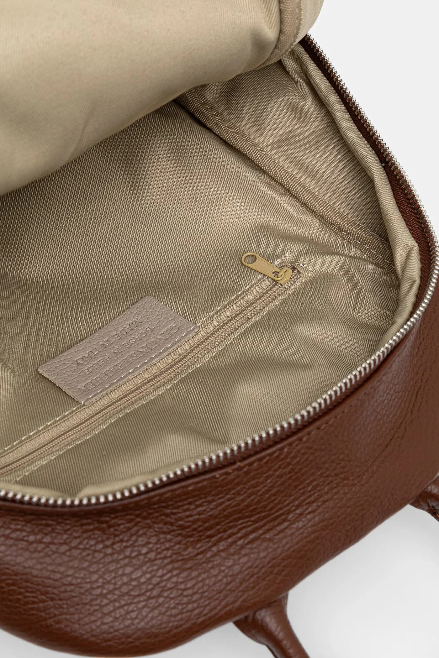 Женский кожаный рюкзак - фото 9