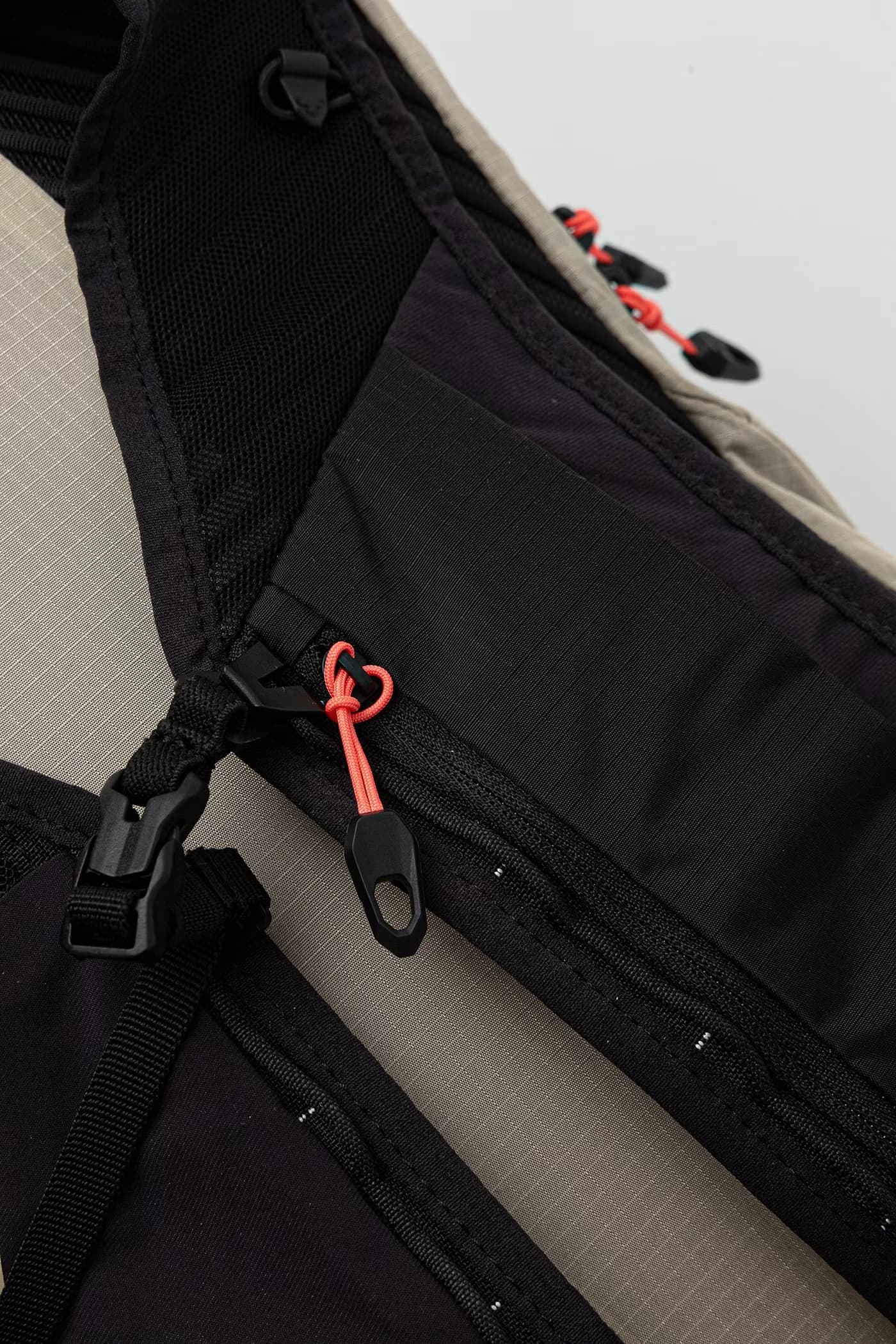 Треккинговый рюкзак TRAVERSE 16 - фото 7