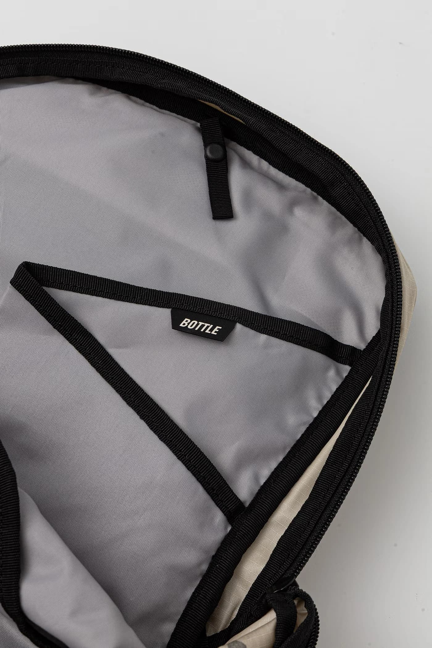 Треккинговый рюкзак TRAVERSE 16 - фото 9