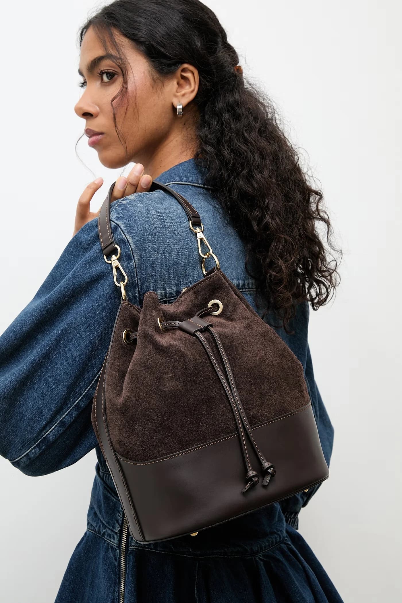 Женская замшевая сумка