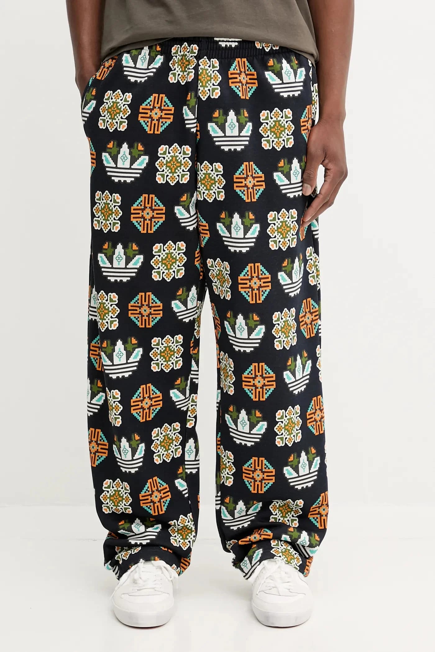 Спортивные брюки Lo Tp с графическим рисунком