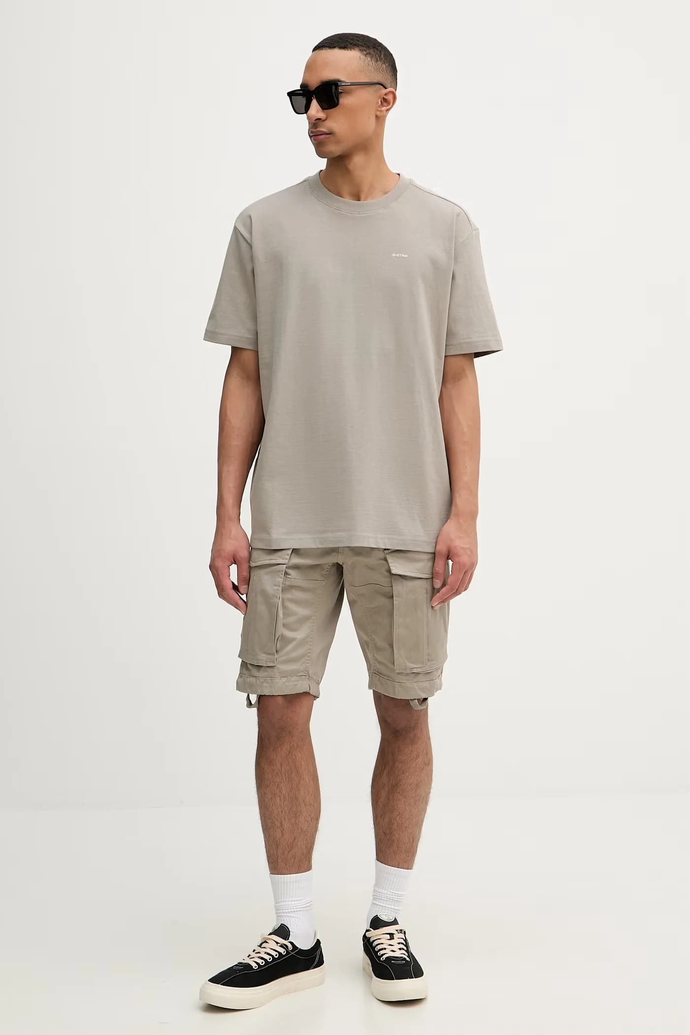 Свободная базовая мужская футболка из хлопка - фото 2