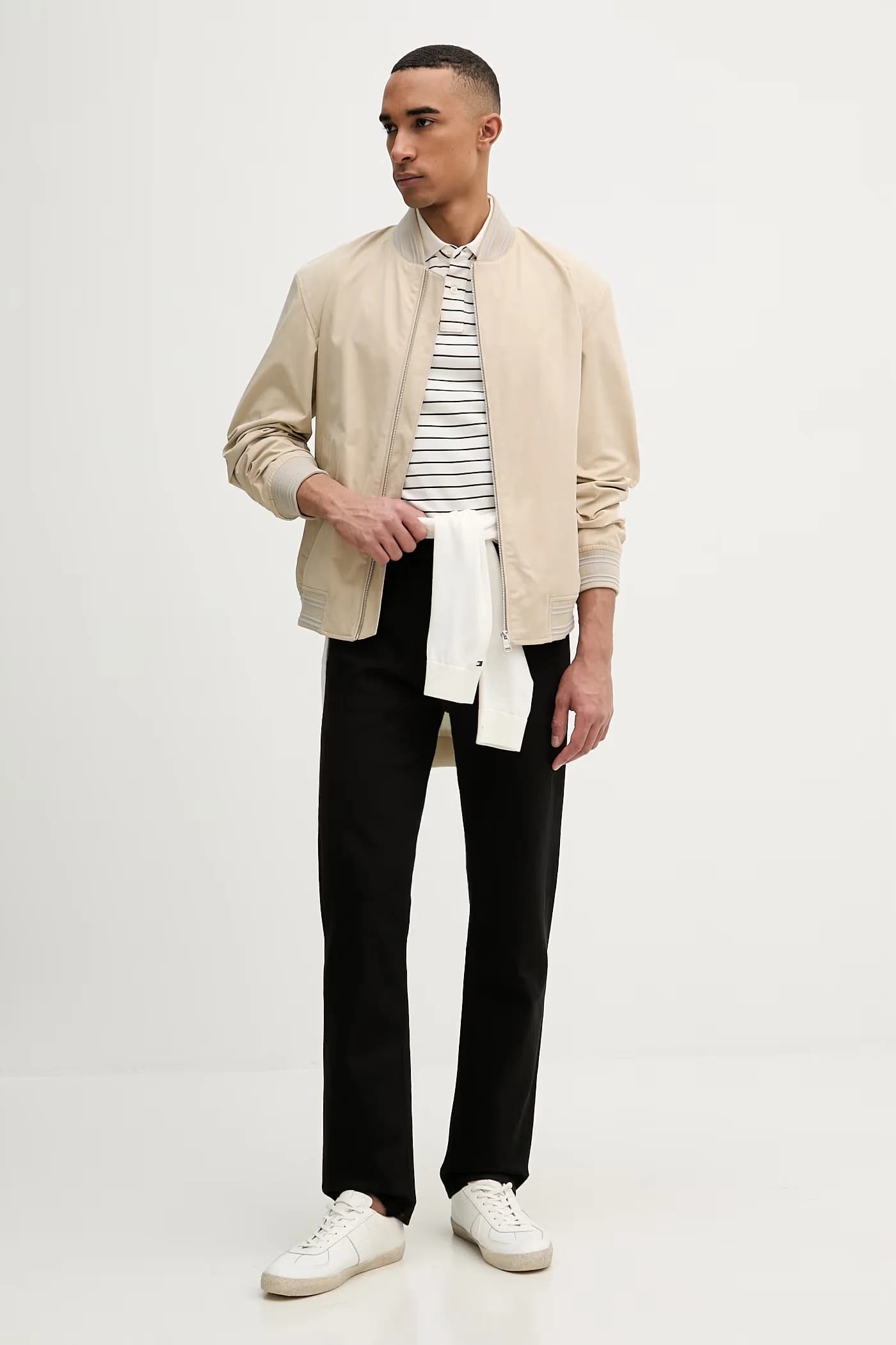 Tommy Hilfiger - фото 3