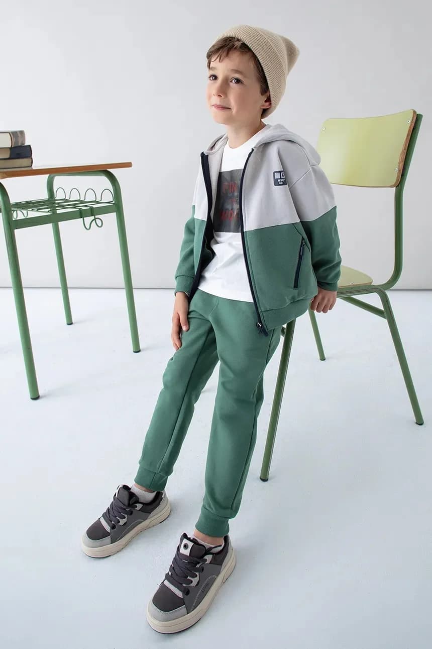 Детские спортивные штаны