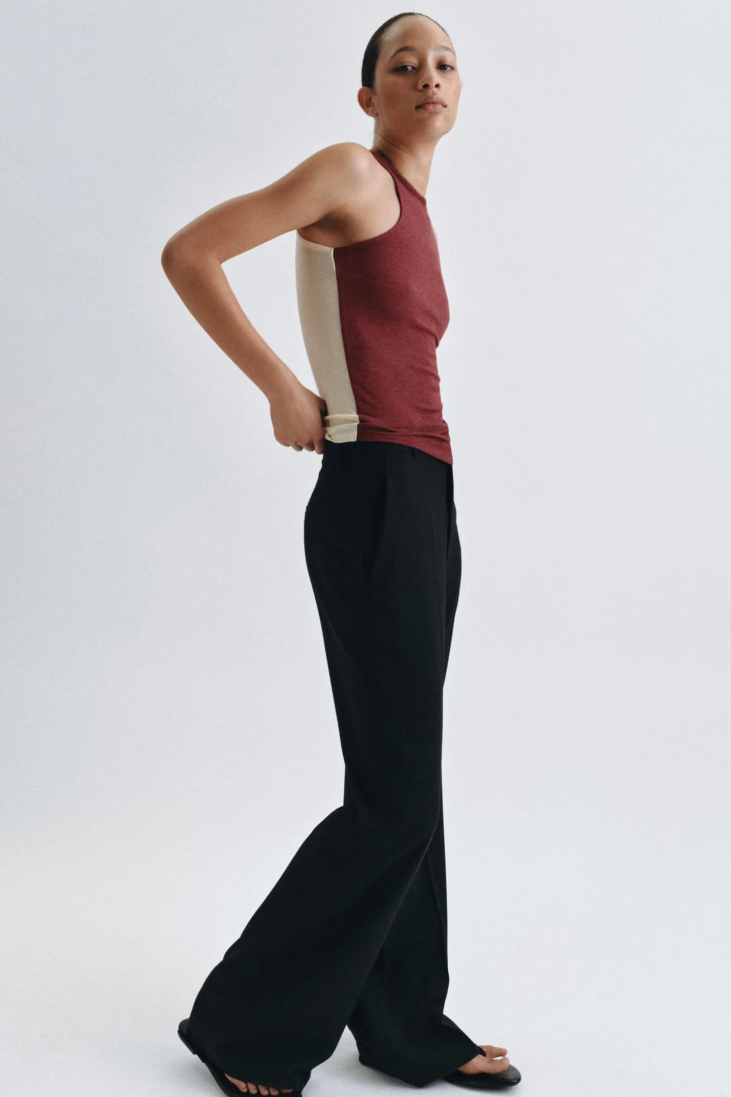 ФУТБОЛКА БЕЗ РУКАВОВ - фото 2