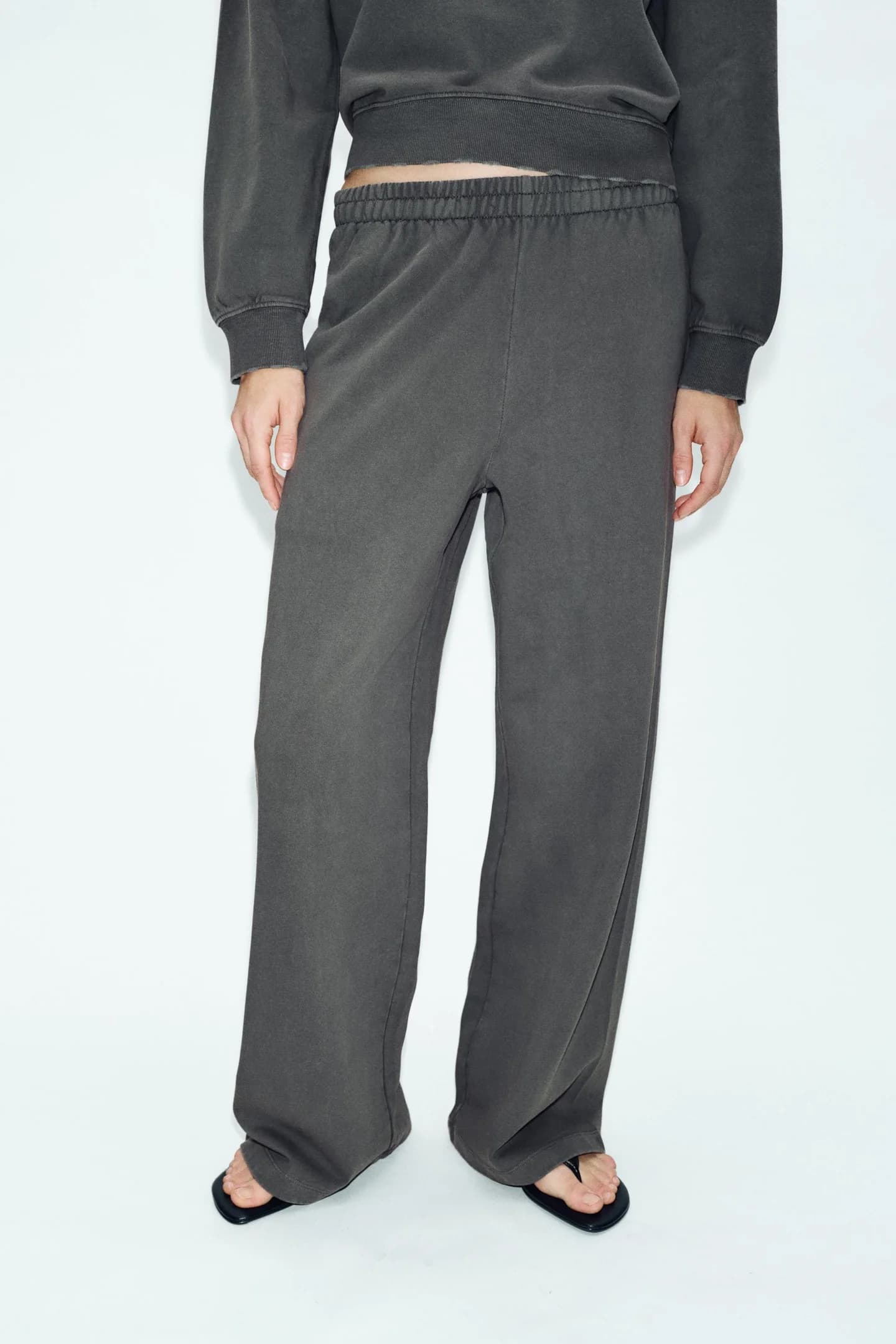 ШИРОКИЕ БРЮКИ С ЭФФЕКТОМ СТИРКИ