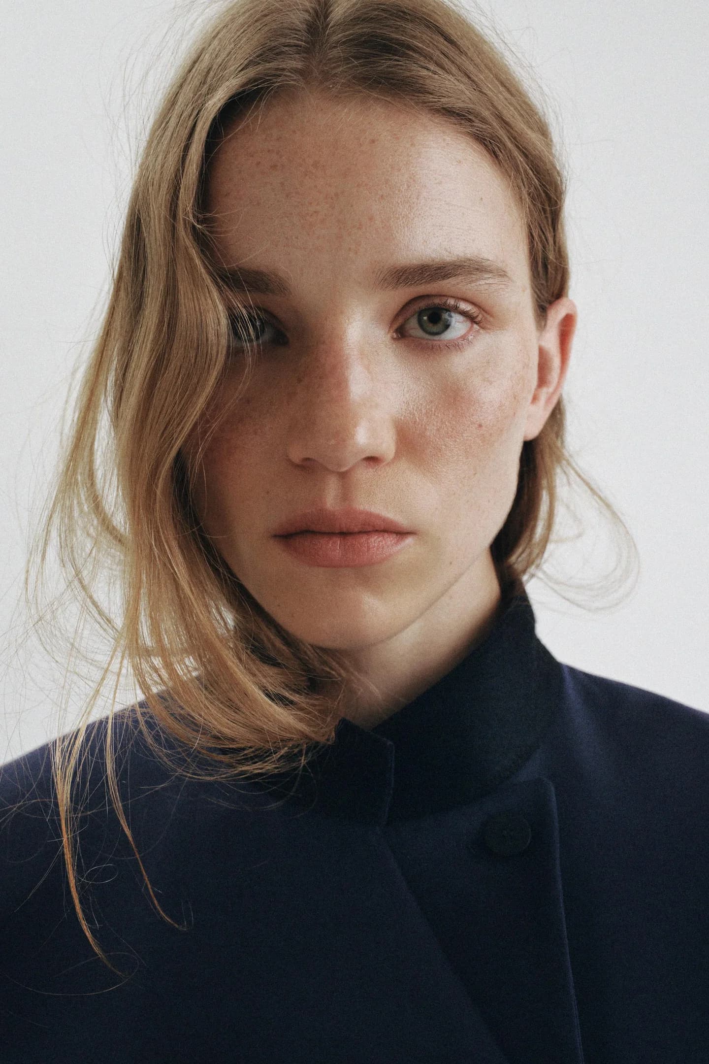 КУРТКА В РЕБРУСКУ С КОНТРАСТНЫМИ ЭЛЕМЕНТАМИ ИЗ КОЛЛЕКЦИИ ZW - фото 3