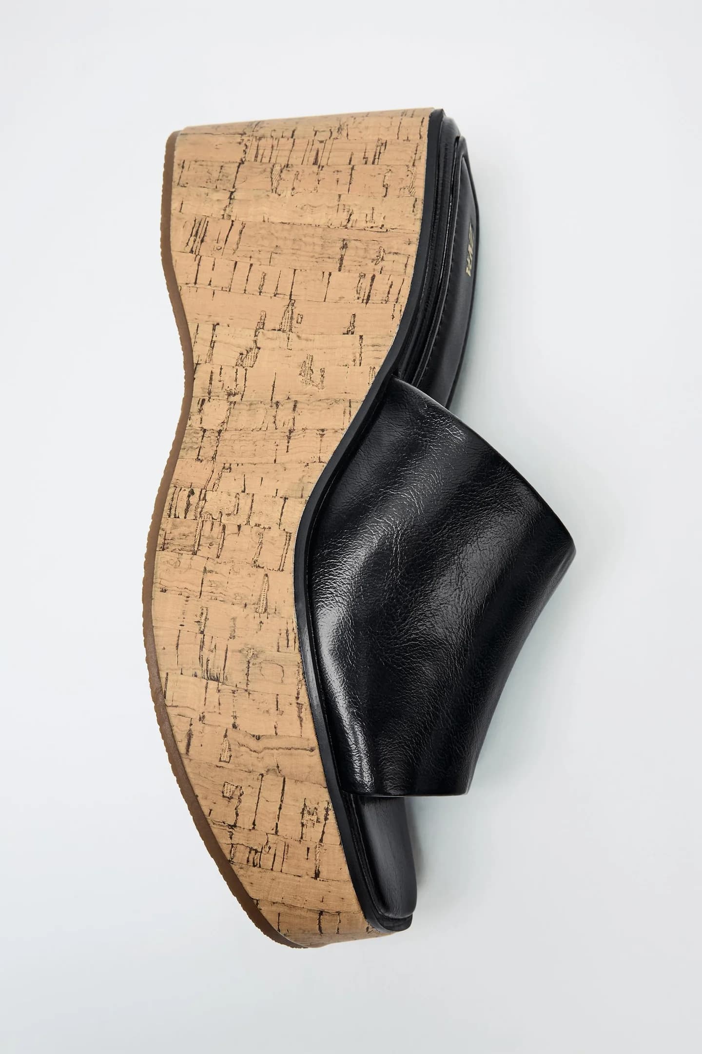 КЛИНИ С ЭФФЕКТОМ ПРОБКИ