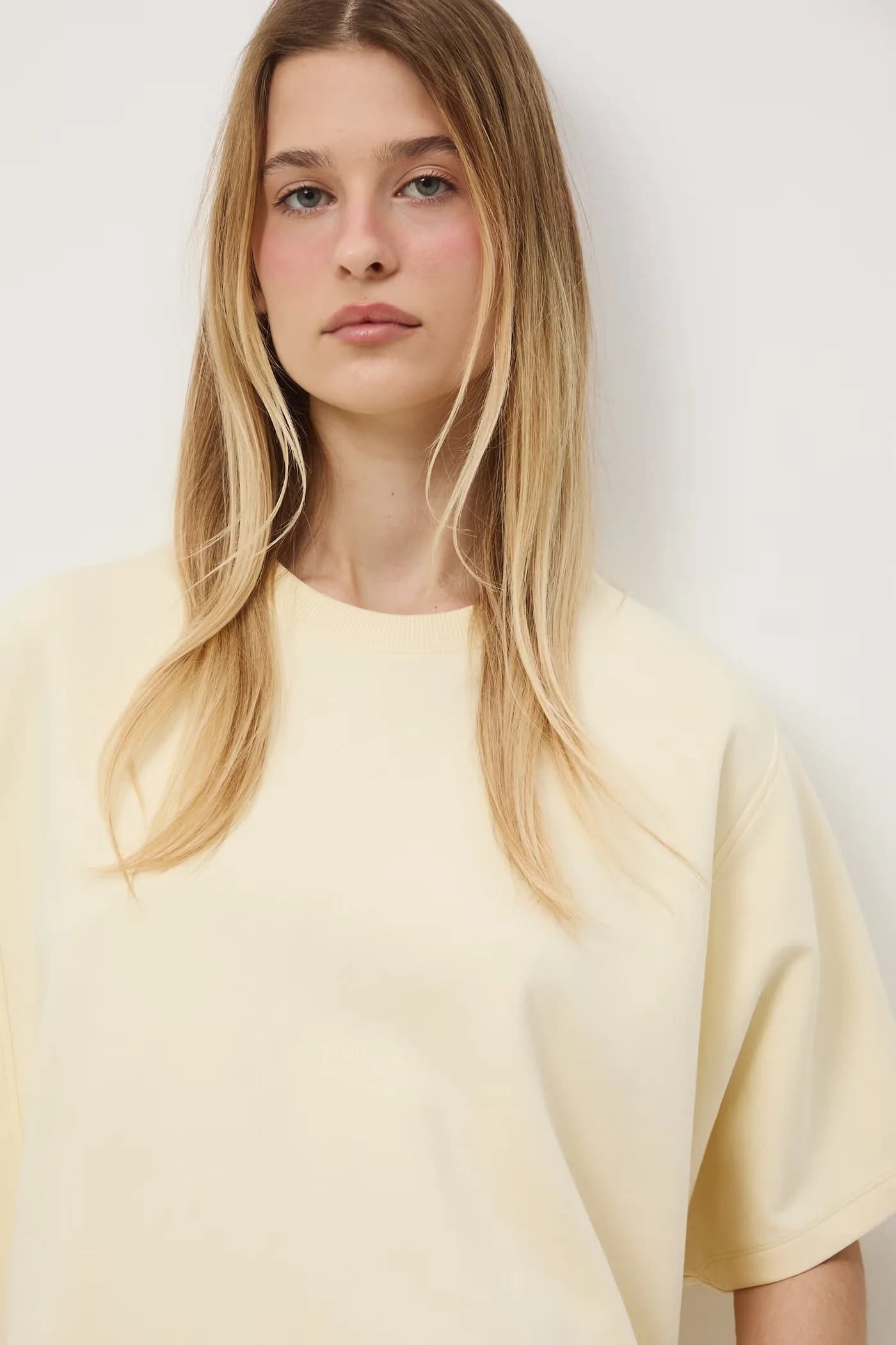 Женская футболка - фото 4