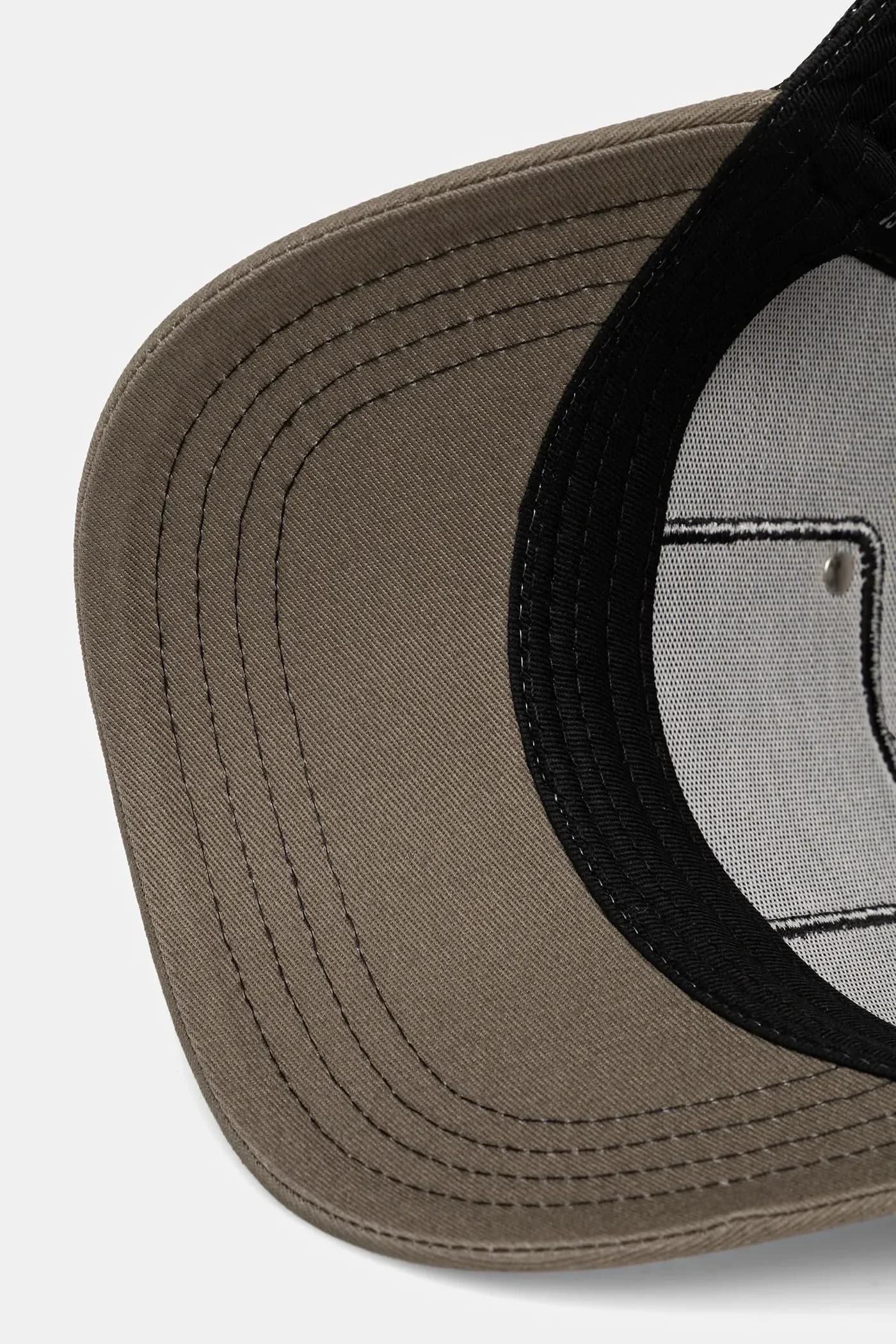 бейсболка из коллаборации с Looney Tunes - фото 4