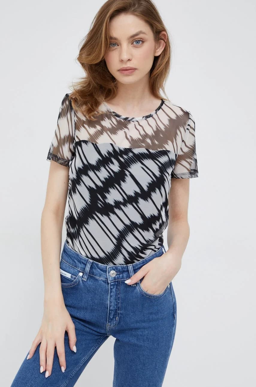 P22HBNHV Футболка